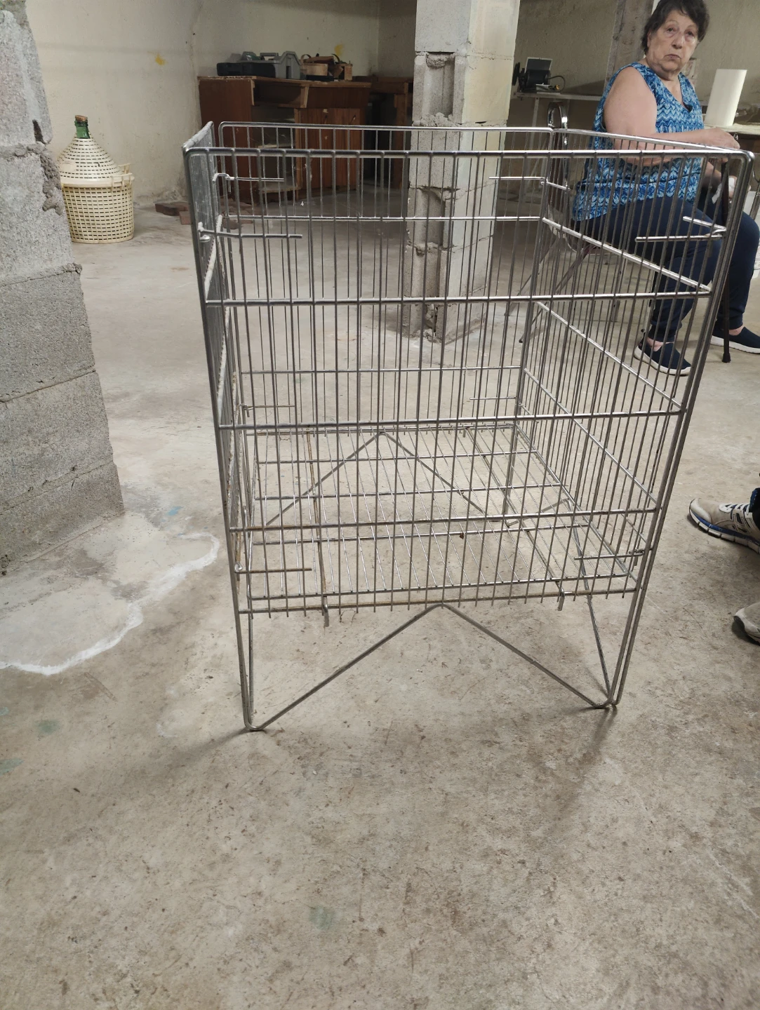 Wire Display Basket