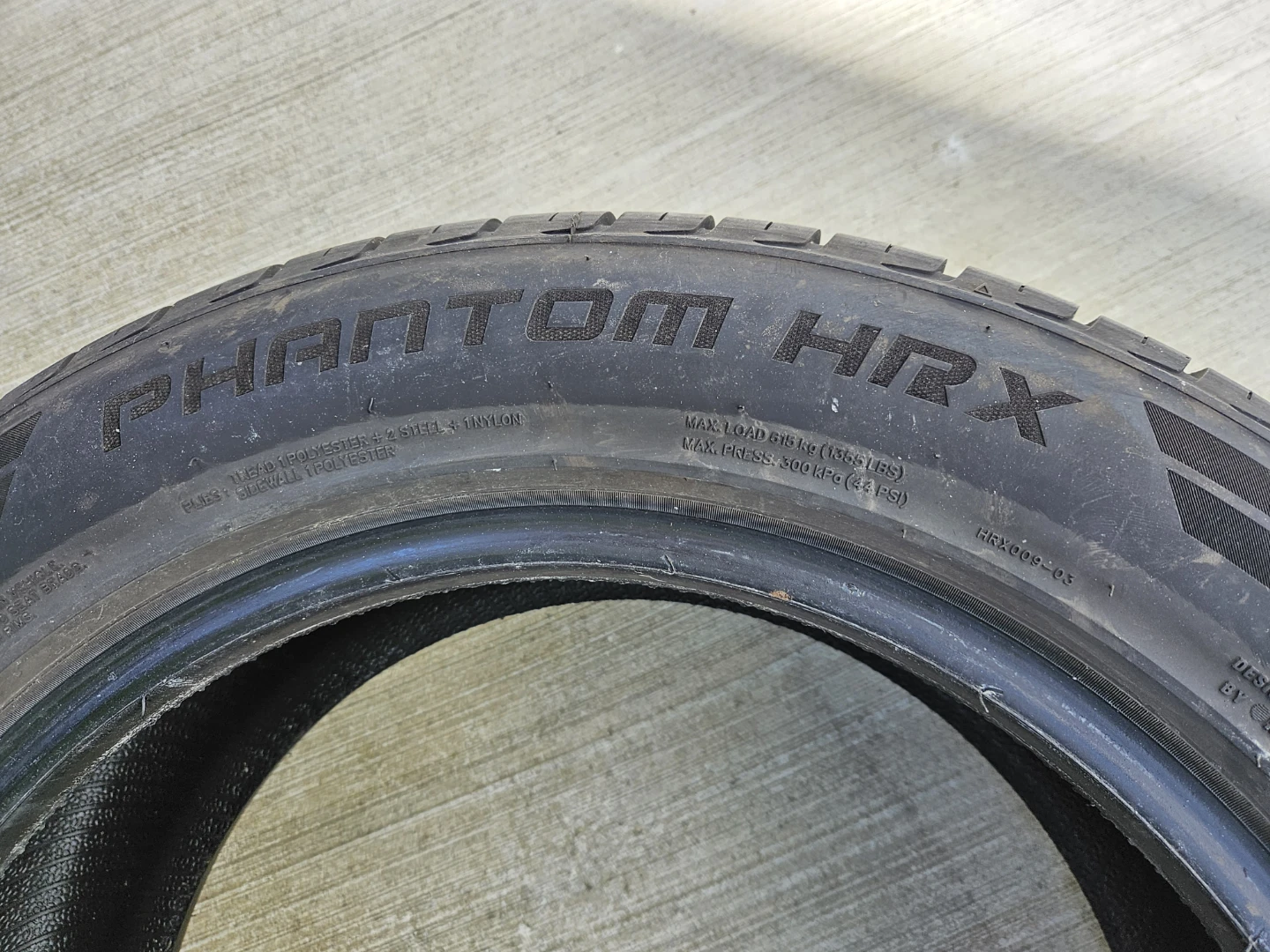Phantom HRX 205/55 R16 91V Tires