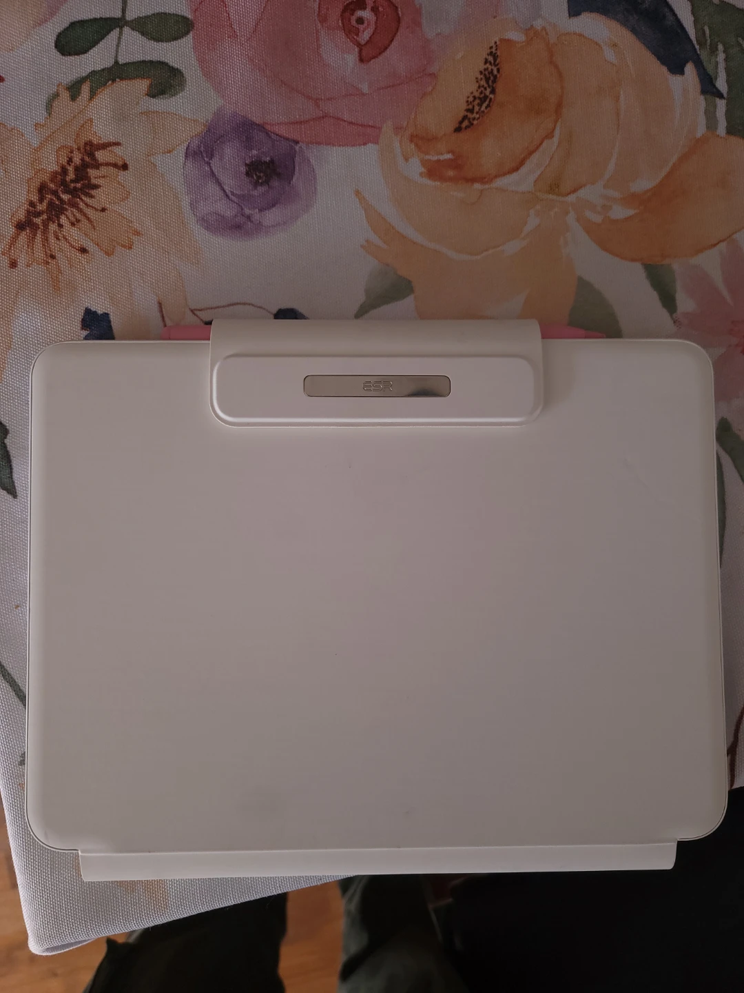 Apple iPad Air 4 (64GB) + ESR Magnetic Keyboard & Pencil Bundle - photo 4