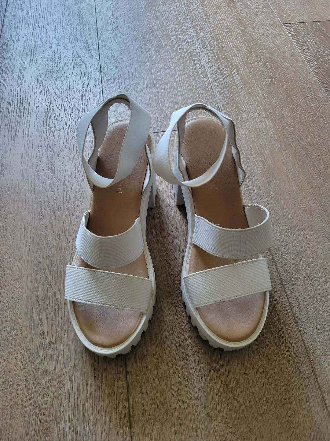 Madden girl heels size 7 - photo 2
