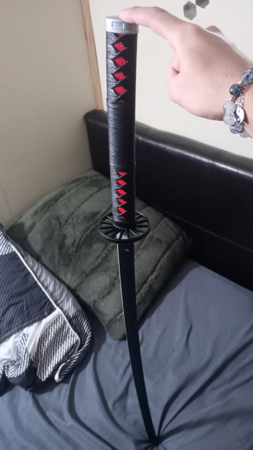Black steel katana with red handle and sheath 🗡️ - photo 4