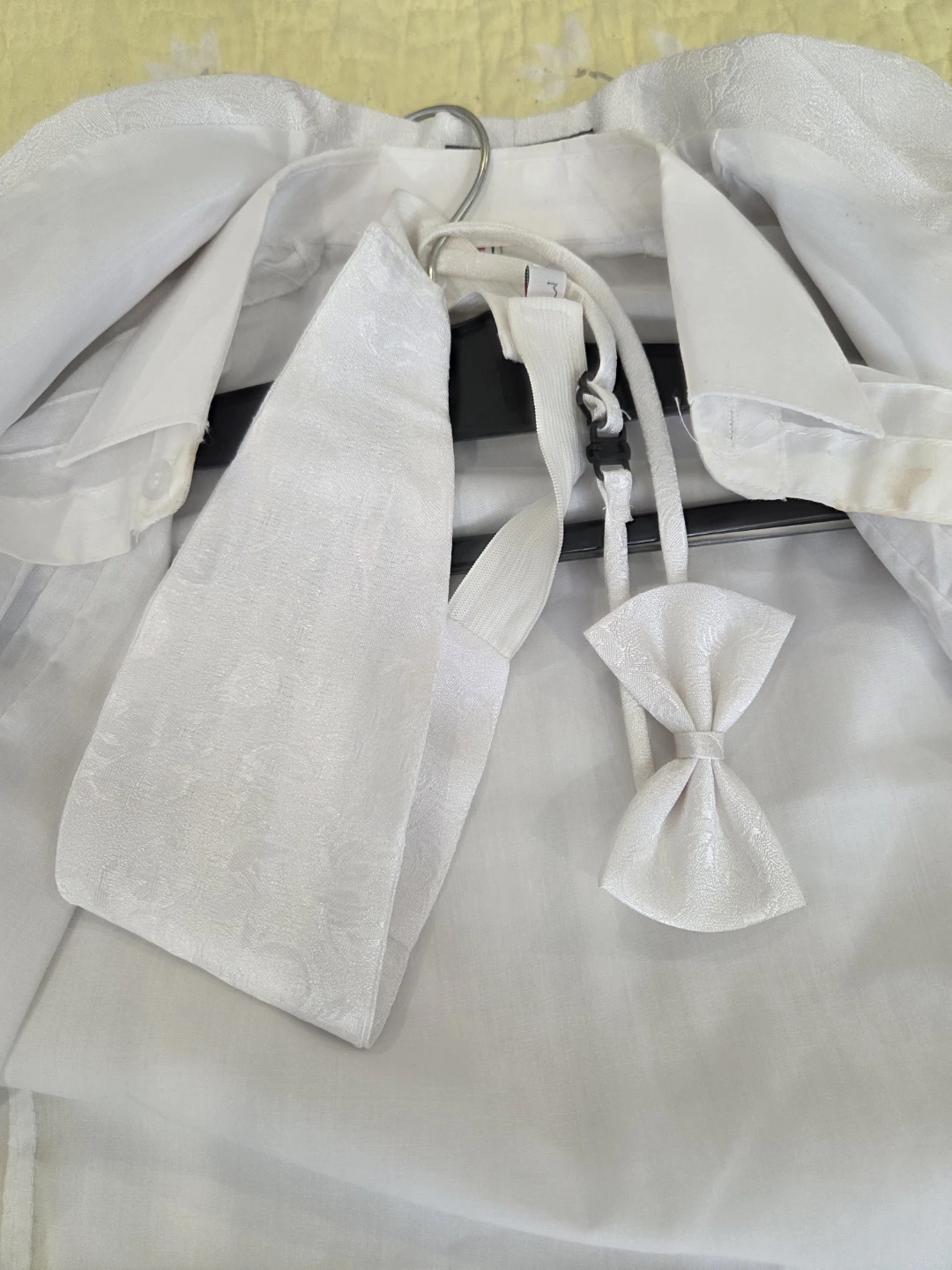 Weikexi Boys White Tuxedo Suit Size 5 - photo 3