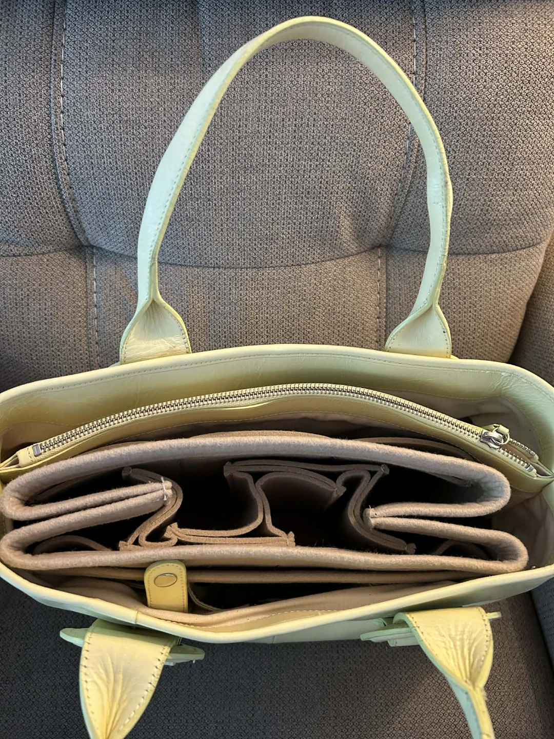 Pale Yellow Leather Tote Bag with Organizer - photo 2