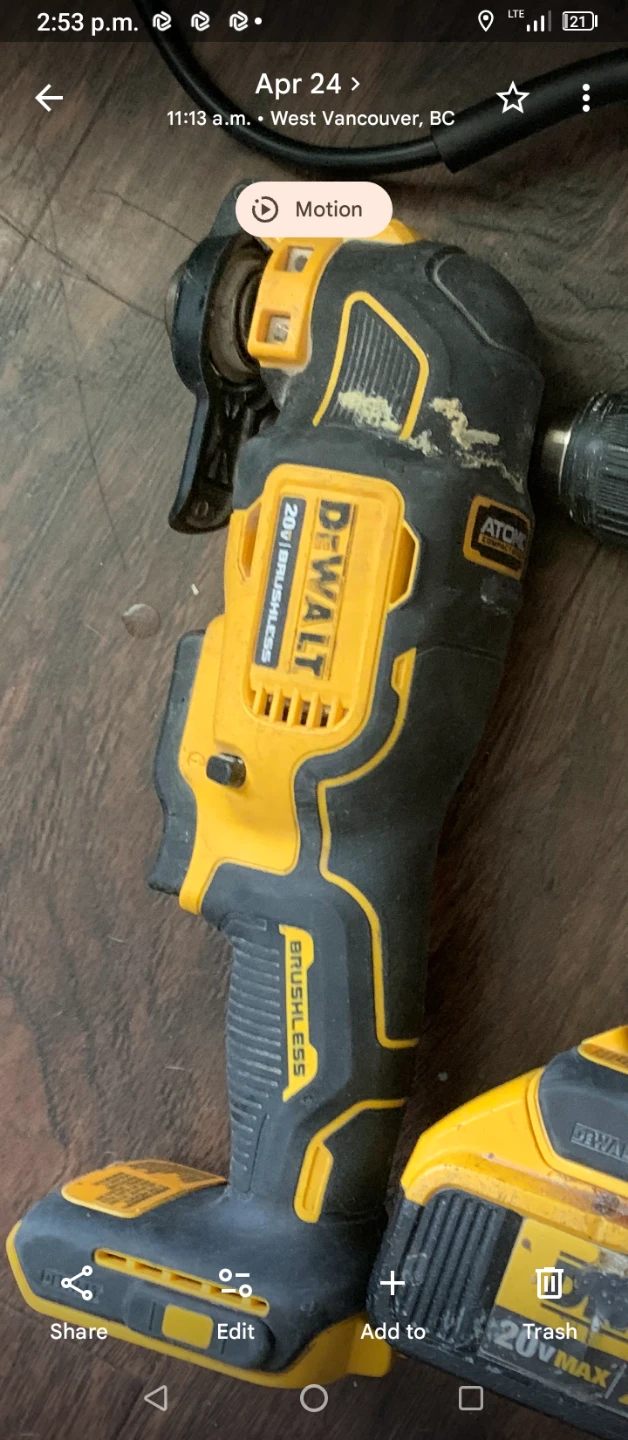 DeWalt 20V Brushless Drill and Oscillating Tool - photo 2