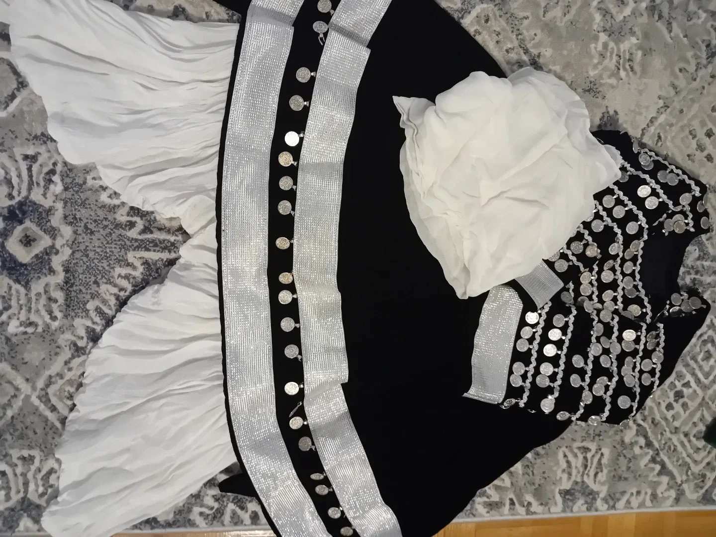 Black and Silver Embellished Traditional Outfit - photo 3