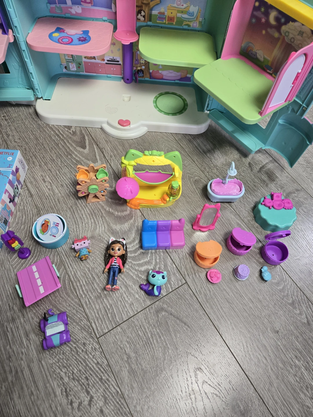 Gabby dollhouse toy playset - photo 3