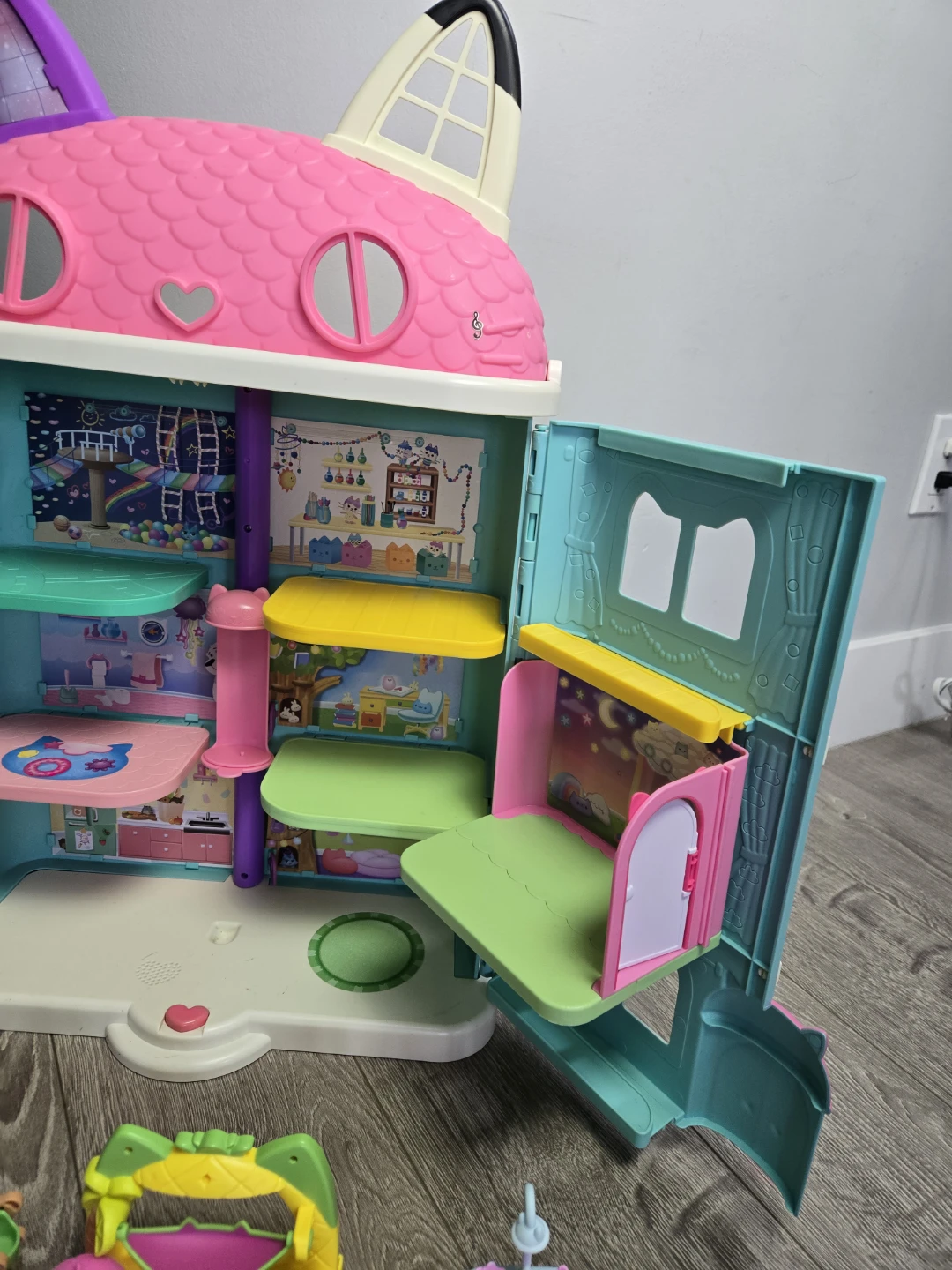 Gabby dollhouse toy playset - photo 5