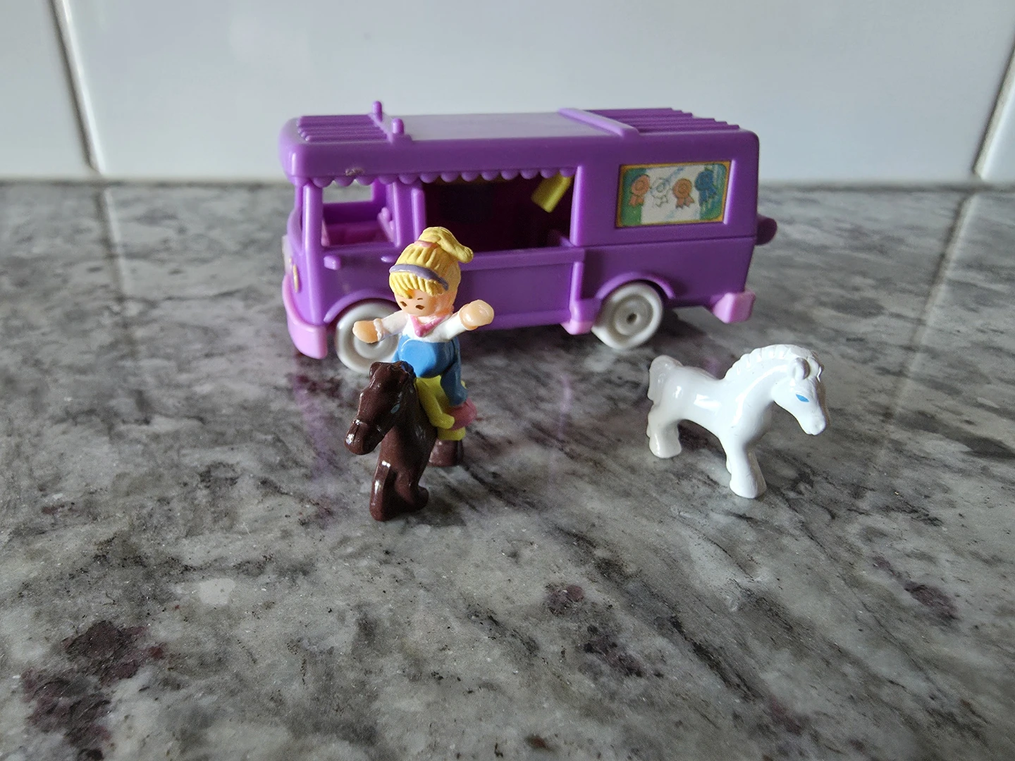 *Vintage* 1990s Polly Pocket Horse Themed Playsets - photo 2