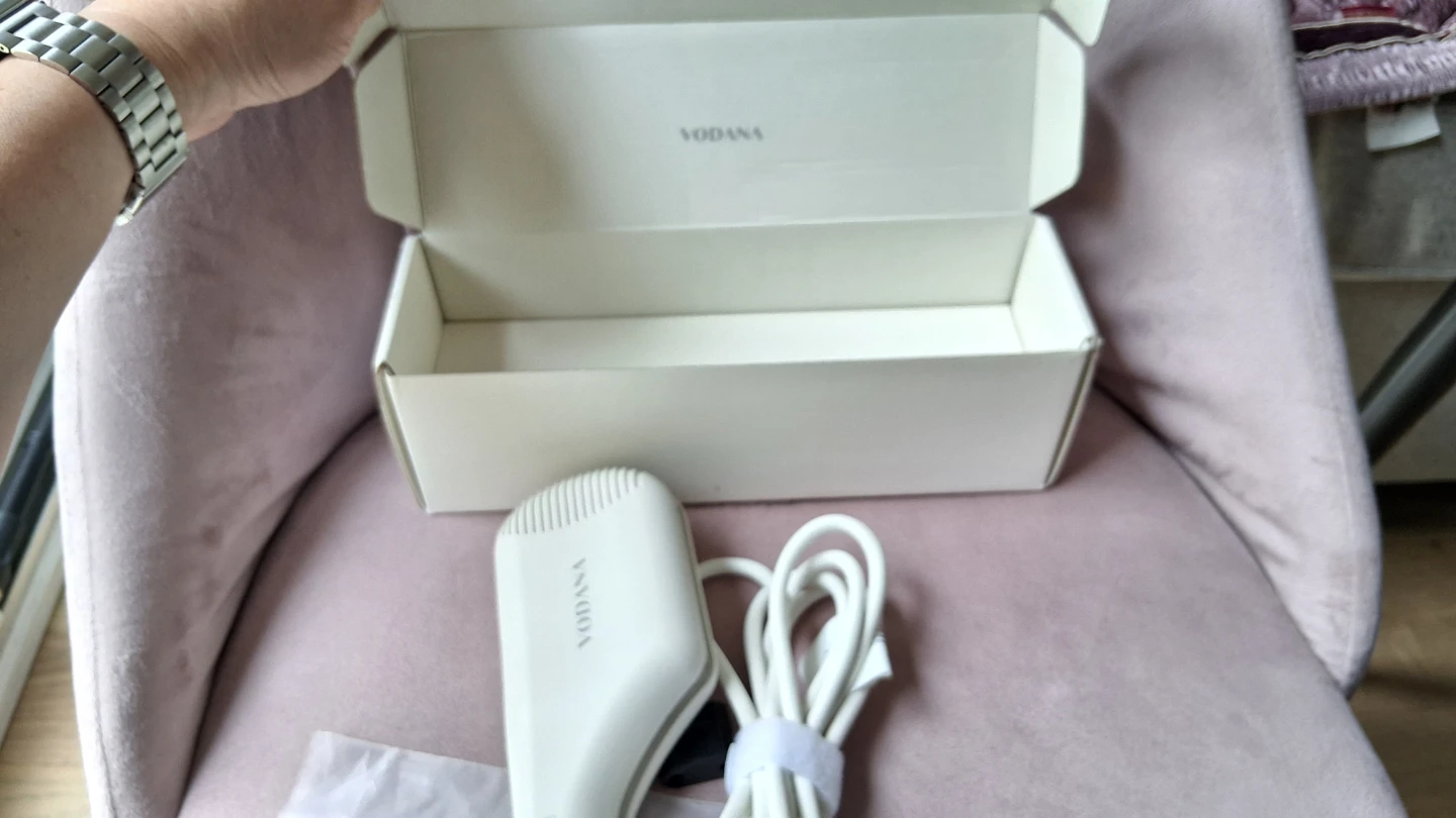 NEW Compact Wave Iron Hair Curler Curling Iron