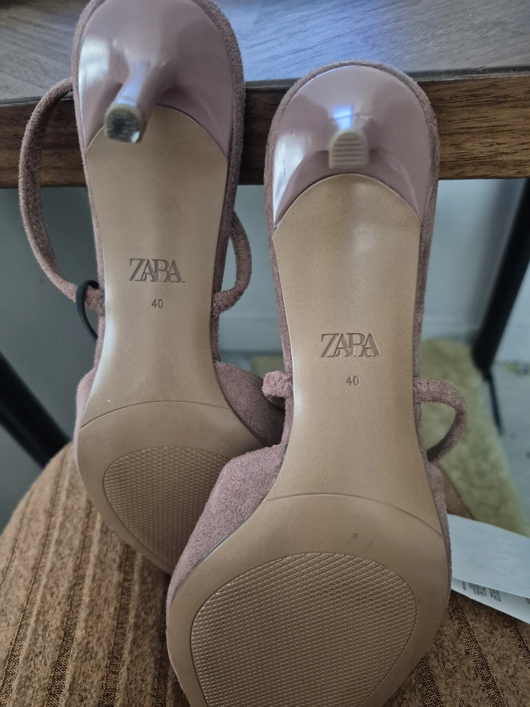 ZARA pointed toes Suede Heels - Size 40 and sneakers size 40 - photo 2