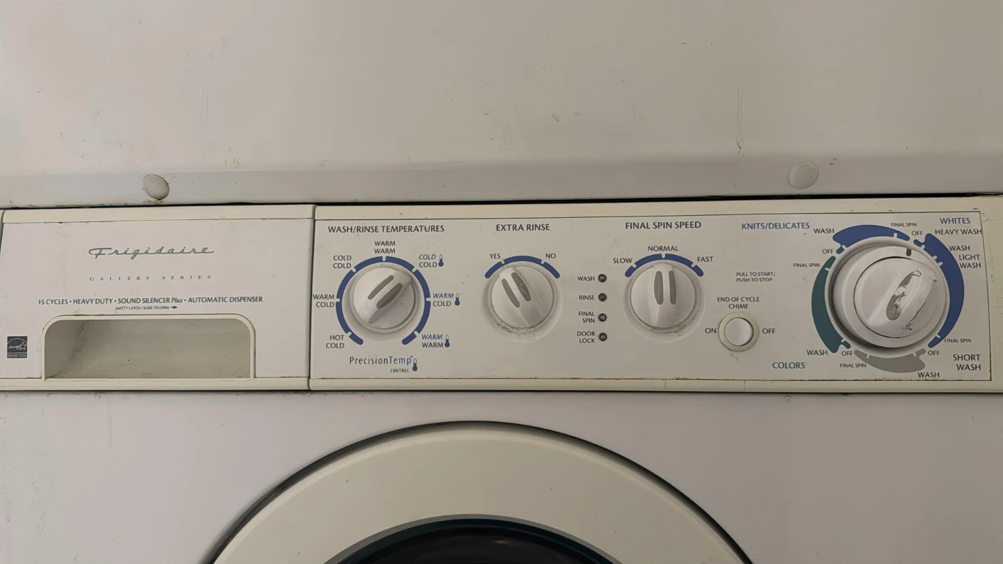 Frigidaire Gallery Series Washer and Dryer Set - photo 4