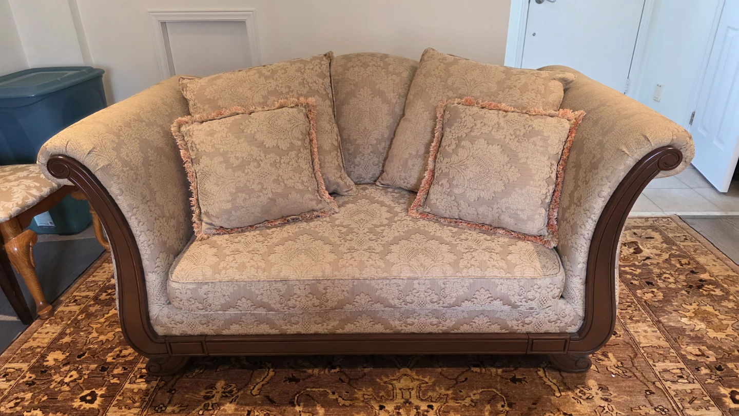 Sofa with Damask and Striped Fabric - photo 3