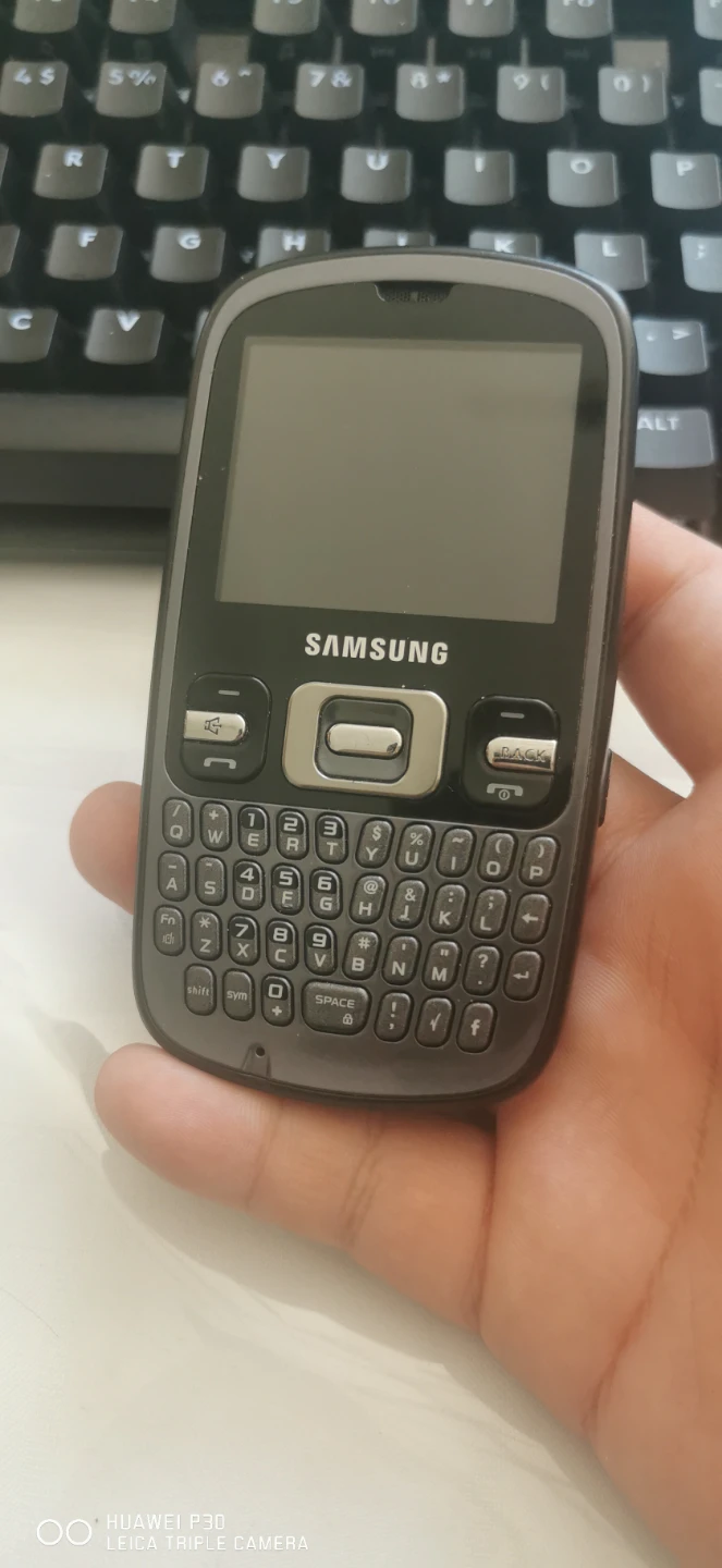 3G Samsung keyboard Phone