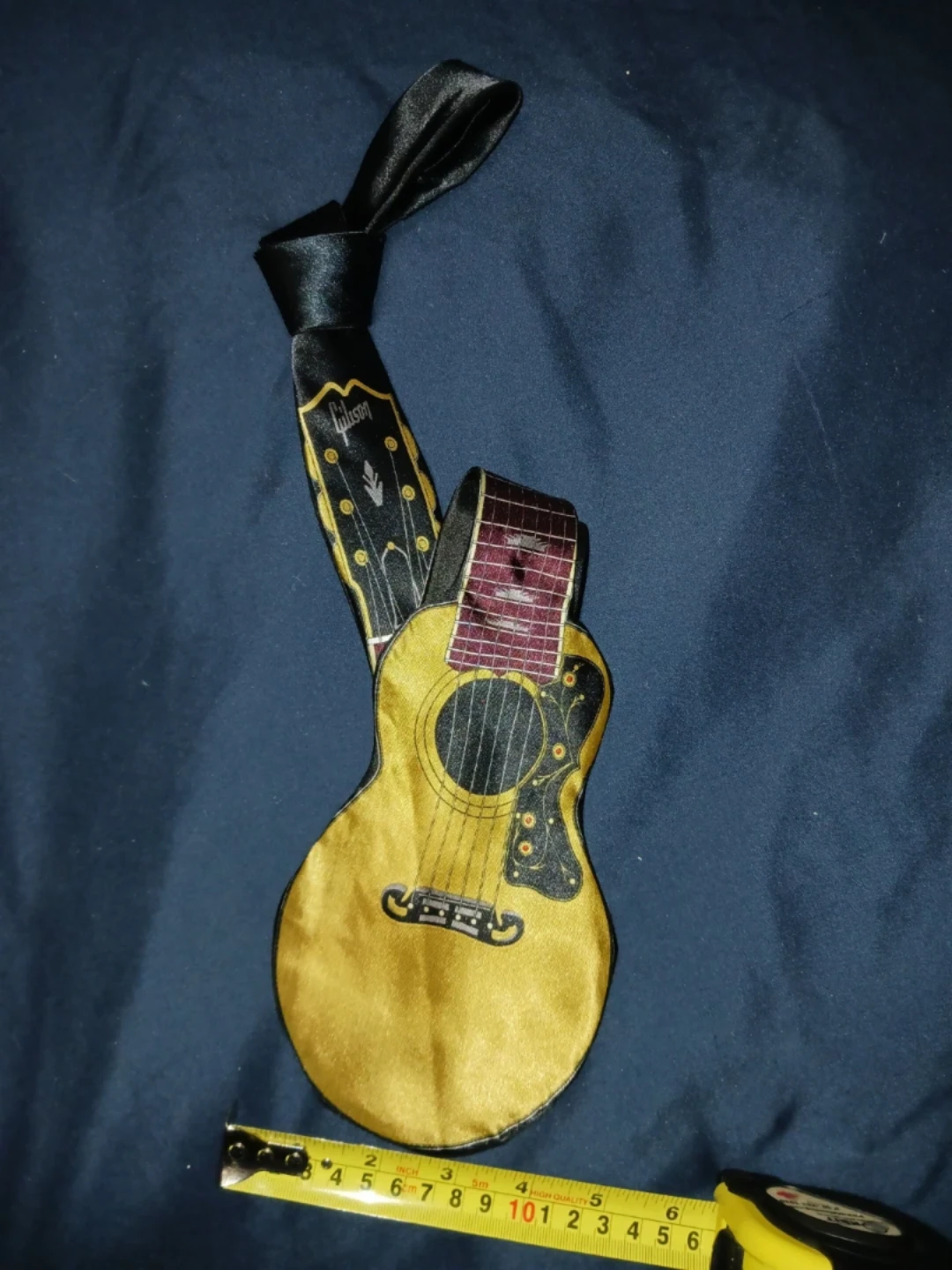⚽  Gibson Guitar Neck Tie collector's item
