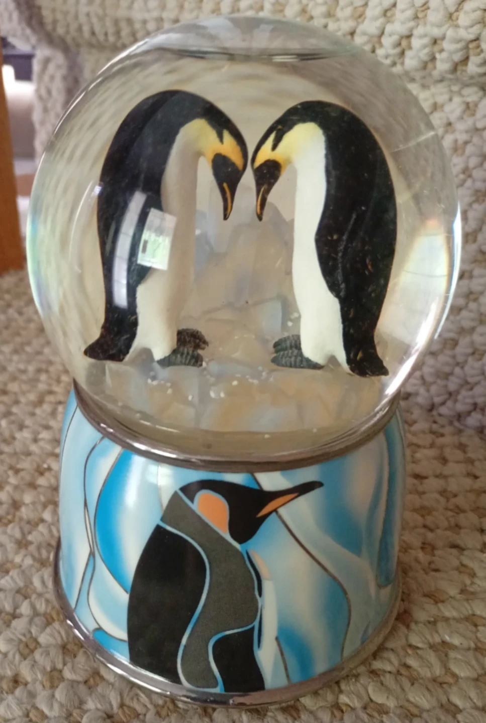 Penguin Snow Globe