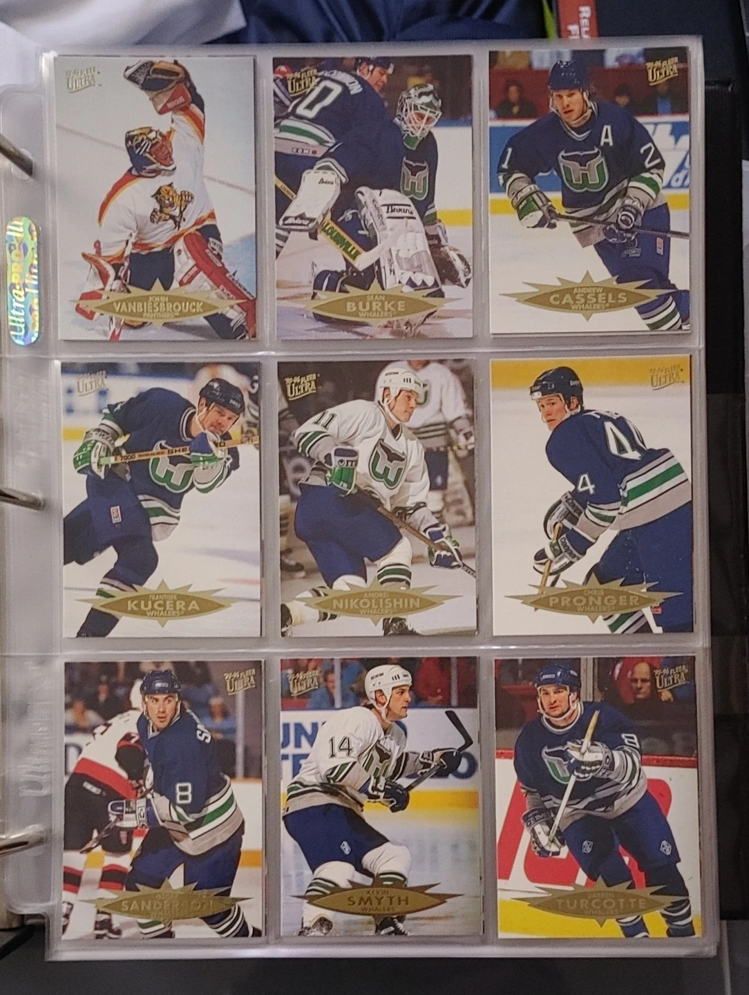 HOCKEY COLLECTIBLES - photo 4