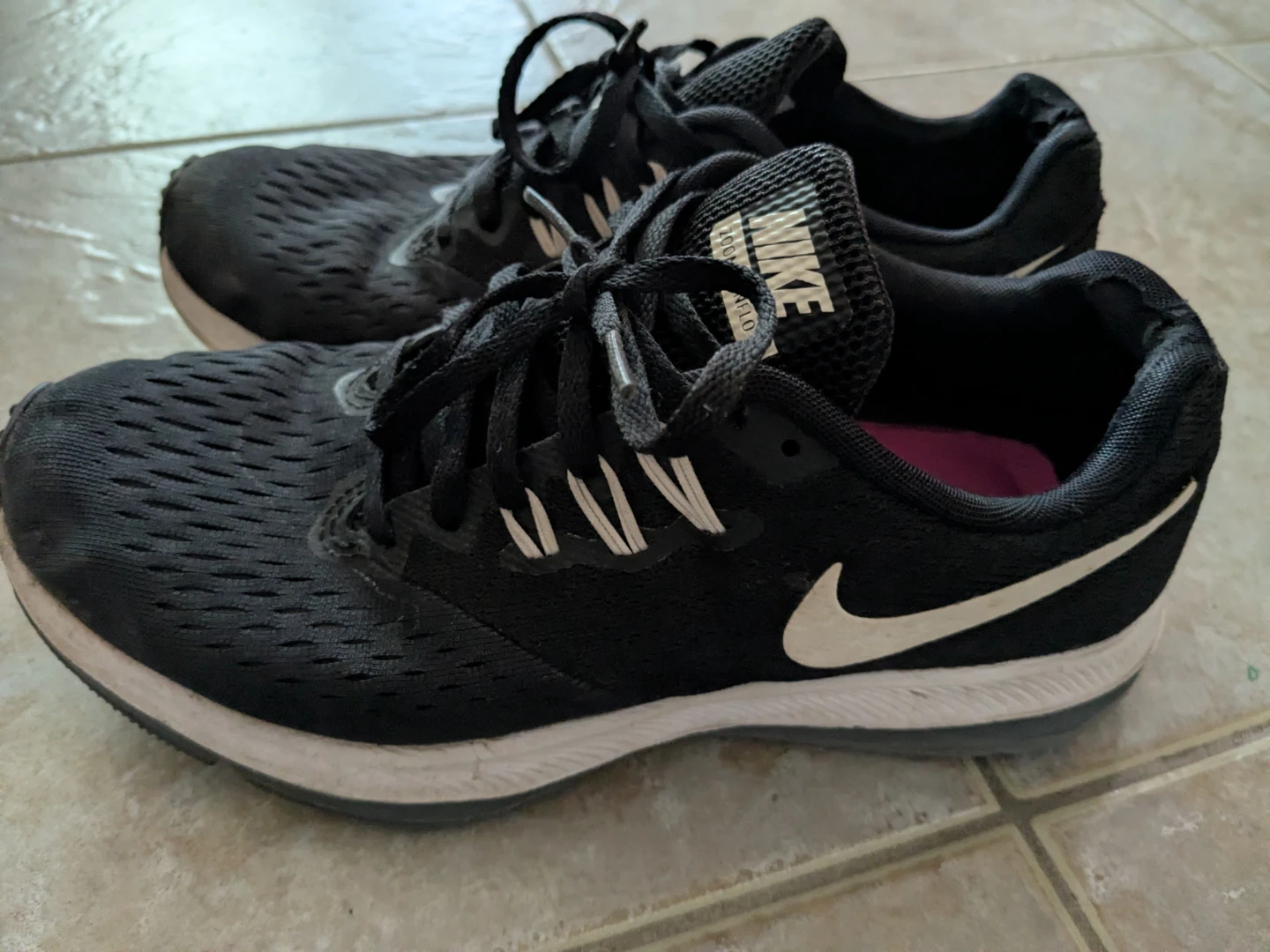 Nike Zoom Winflo 4 Running Shoes - photo 2