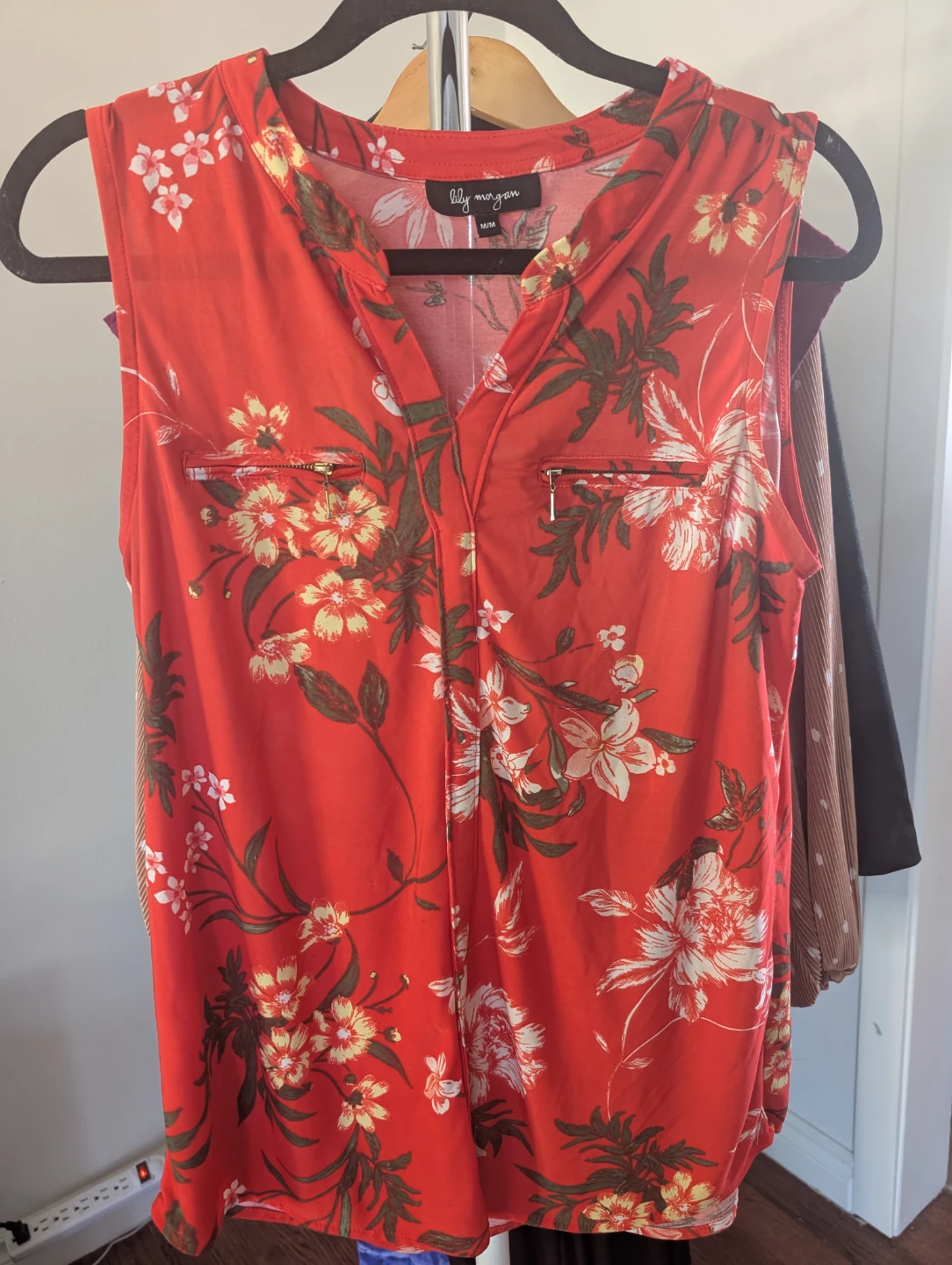 Lily Morgan Red Floral Sleeveless Blouse
