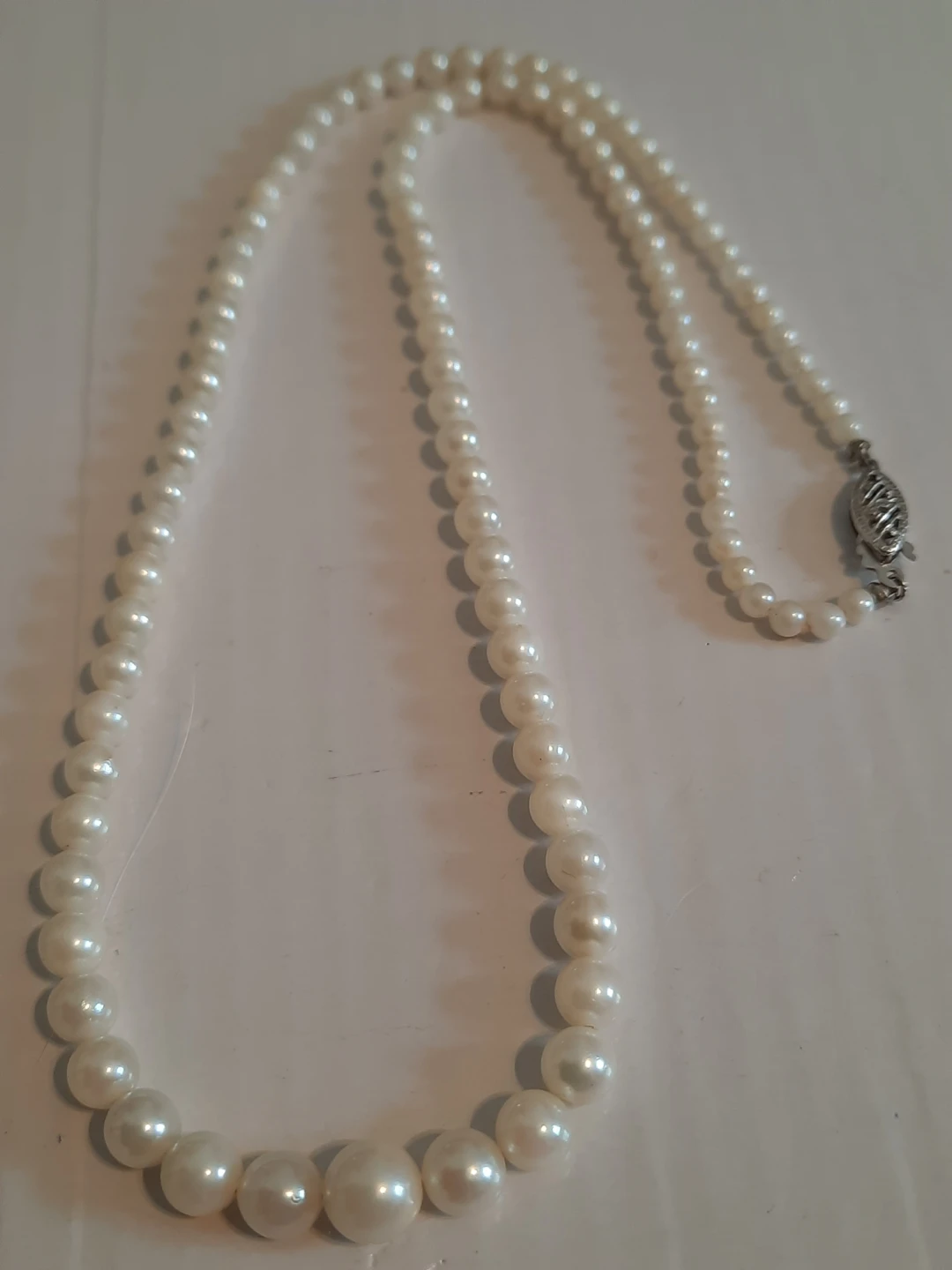 10K Pearls Necklace