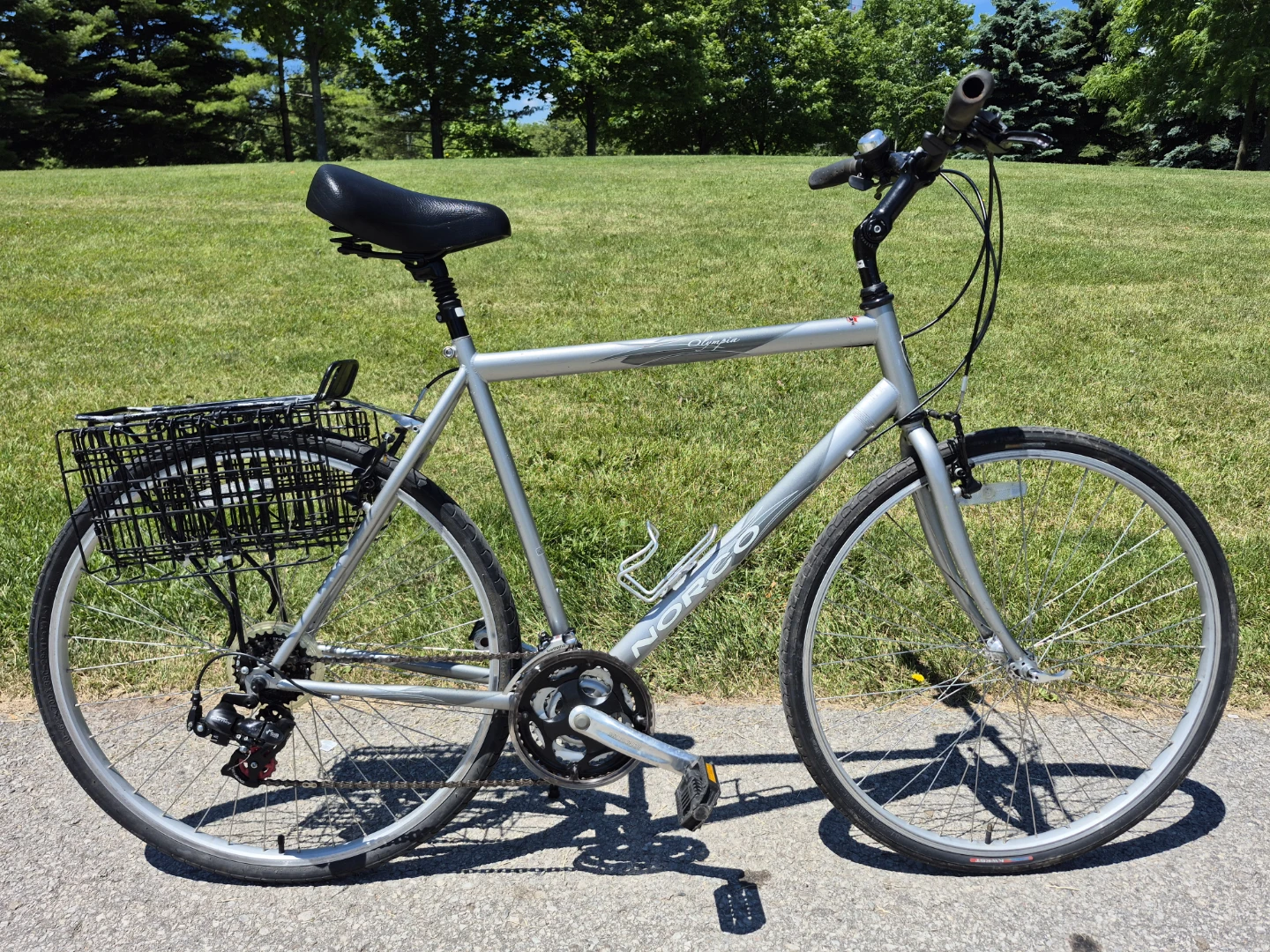 Aluminum Norco Hybrid Bike with Rear Rack