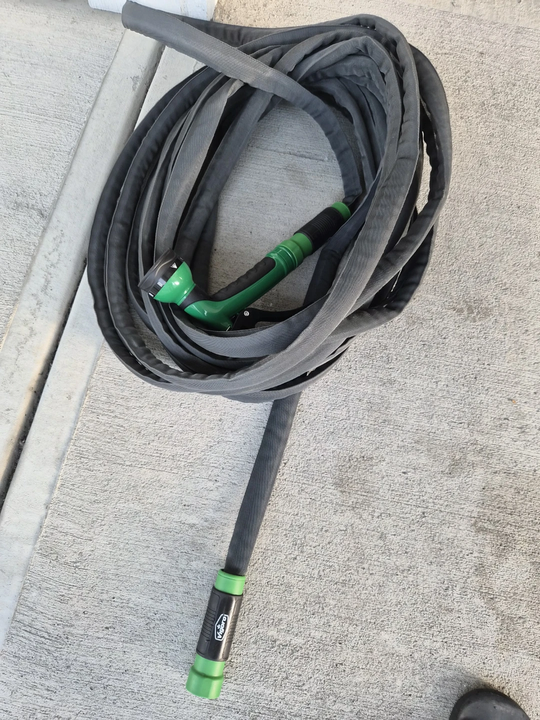 Vigoro 50' Heavy Duty Fabric Hose with Nozzle - photo 2
