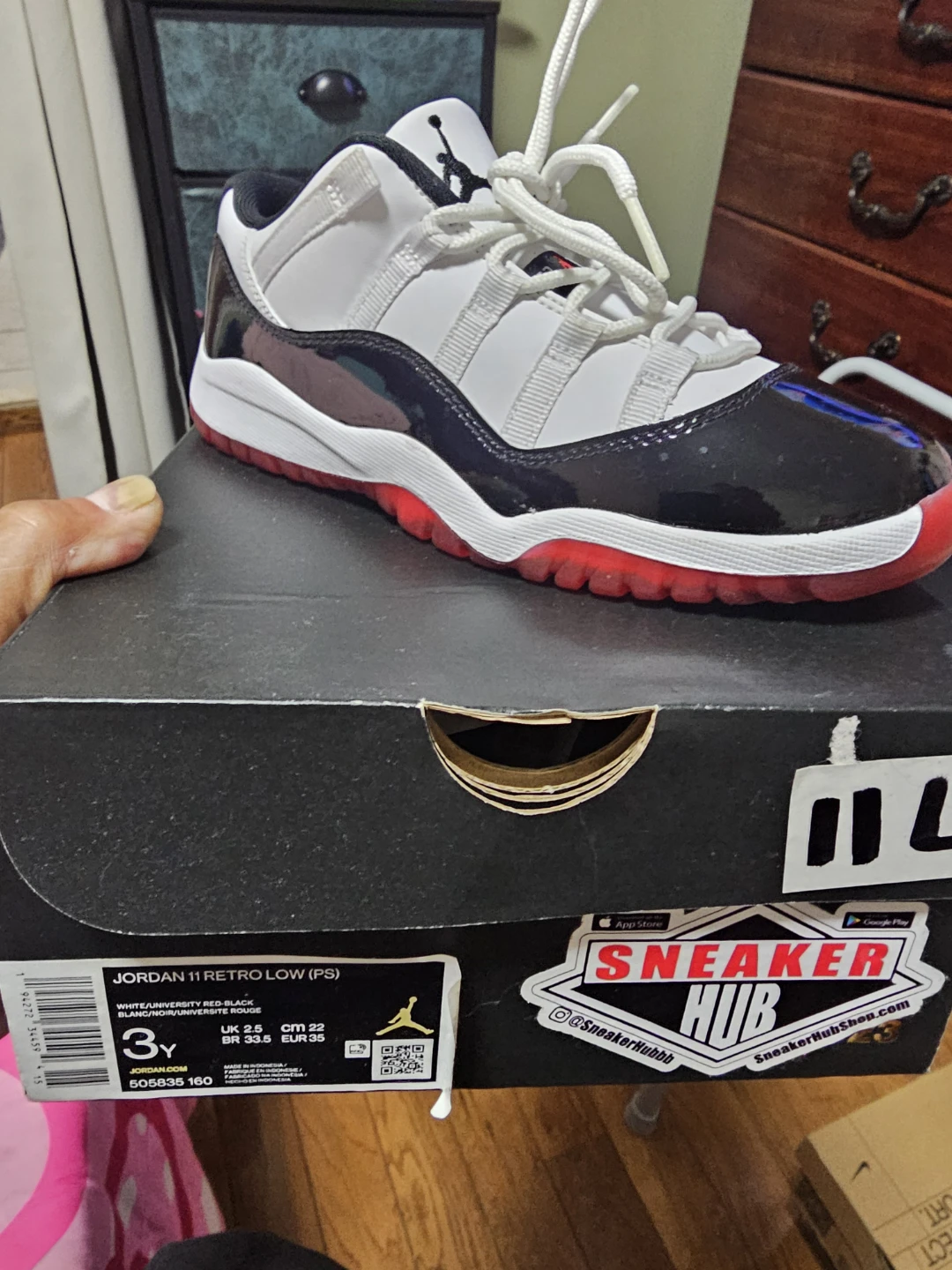 Youth sneakers