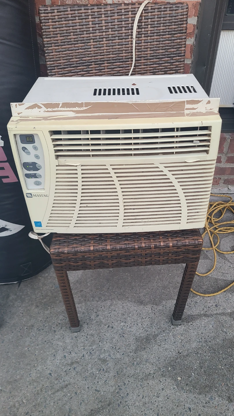 Maytag Window Air Conditioner M17XGF2A-D