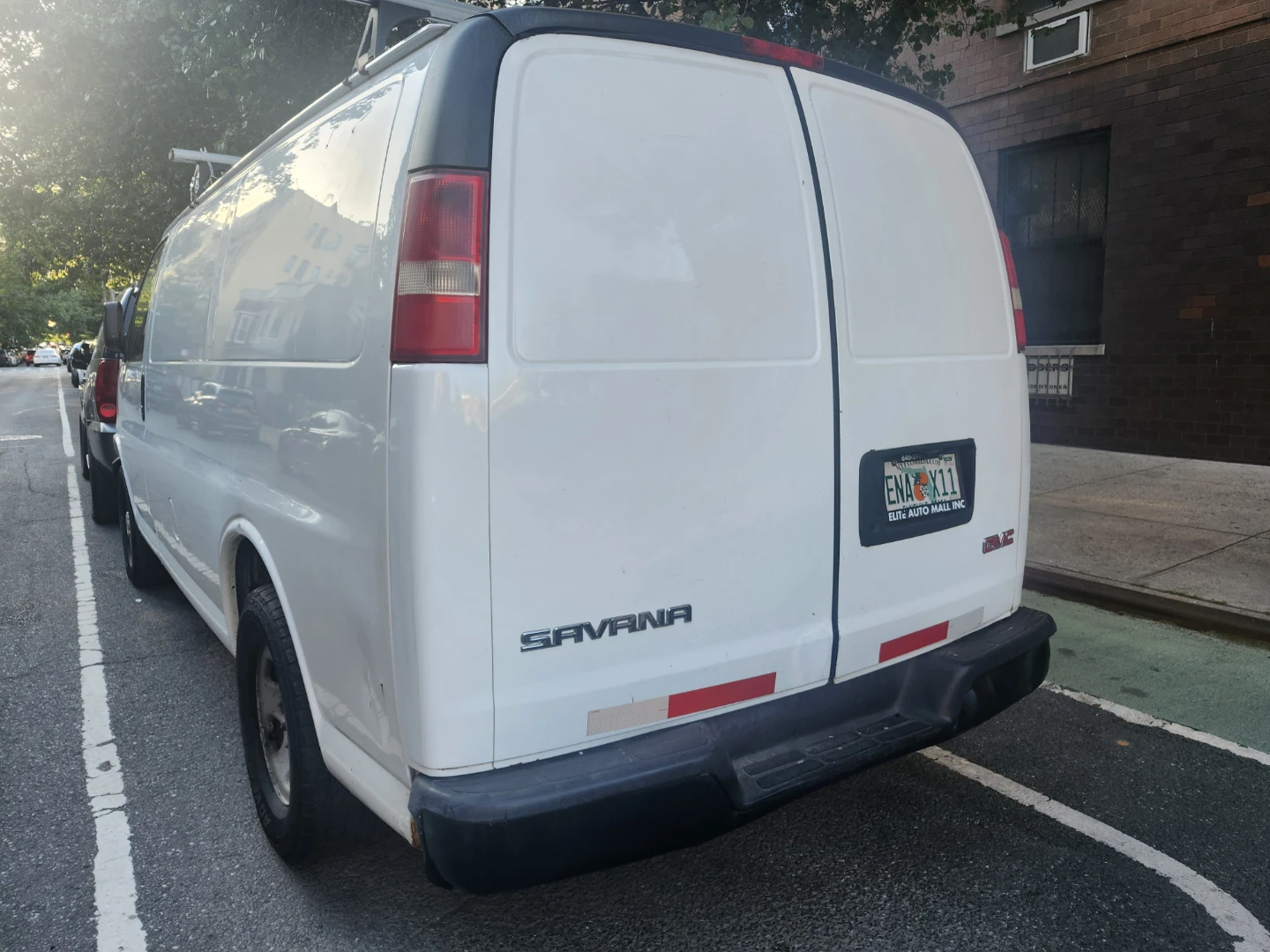 2008 GMC Savana Cargo Van - photo 4