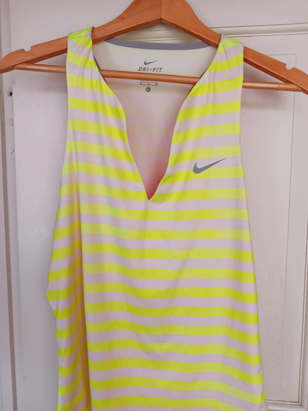 New !! Nike Dri-Fit Neon Yellow Striped Tank Top XL - photo 5