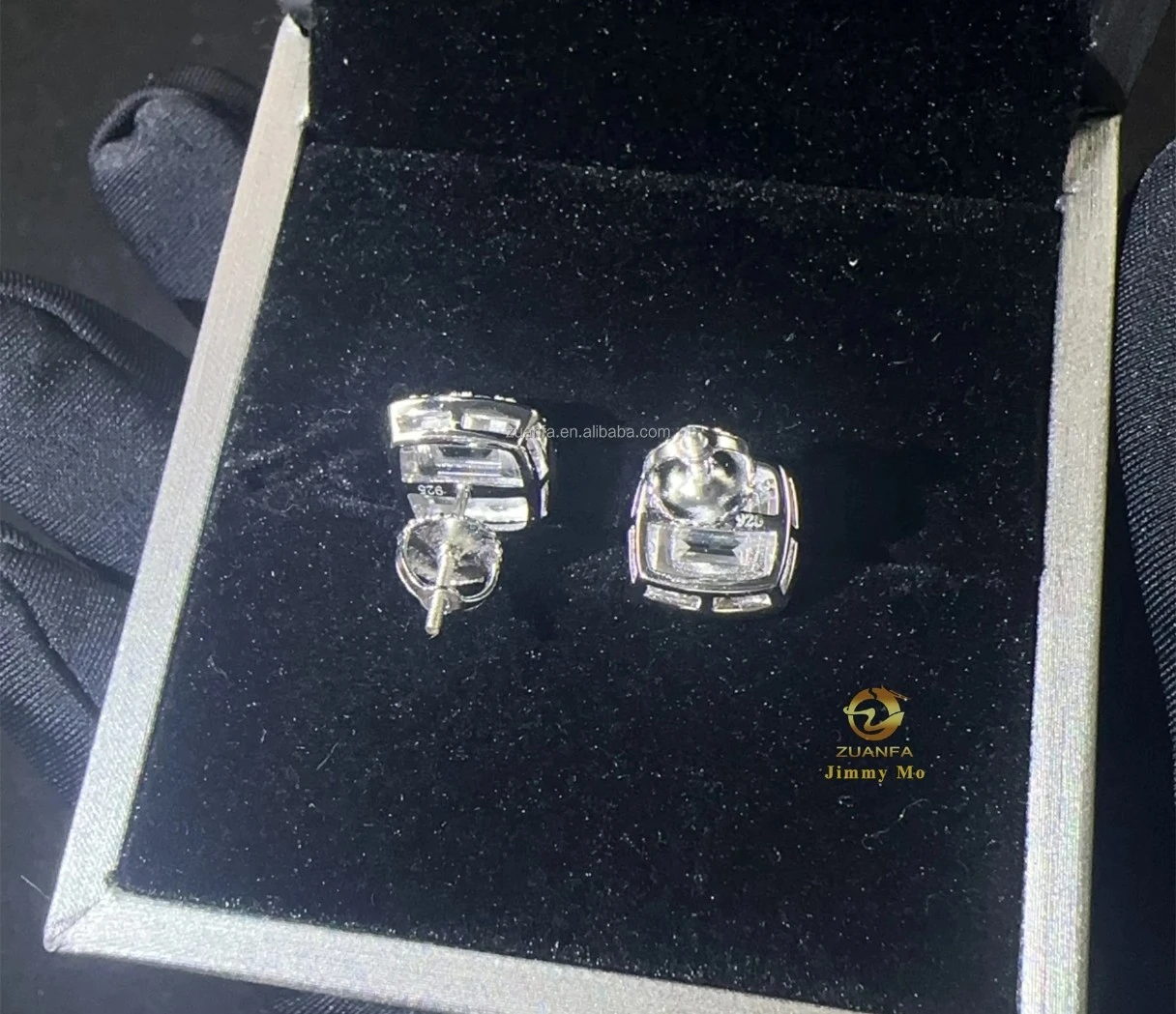 Diamond Stud Earrings in Gift Box - photo 3