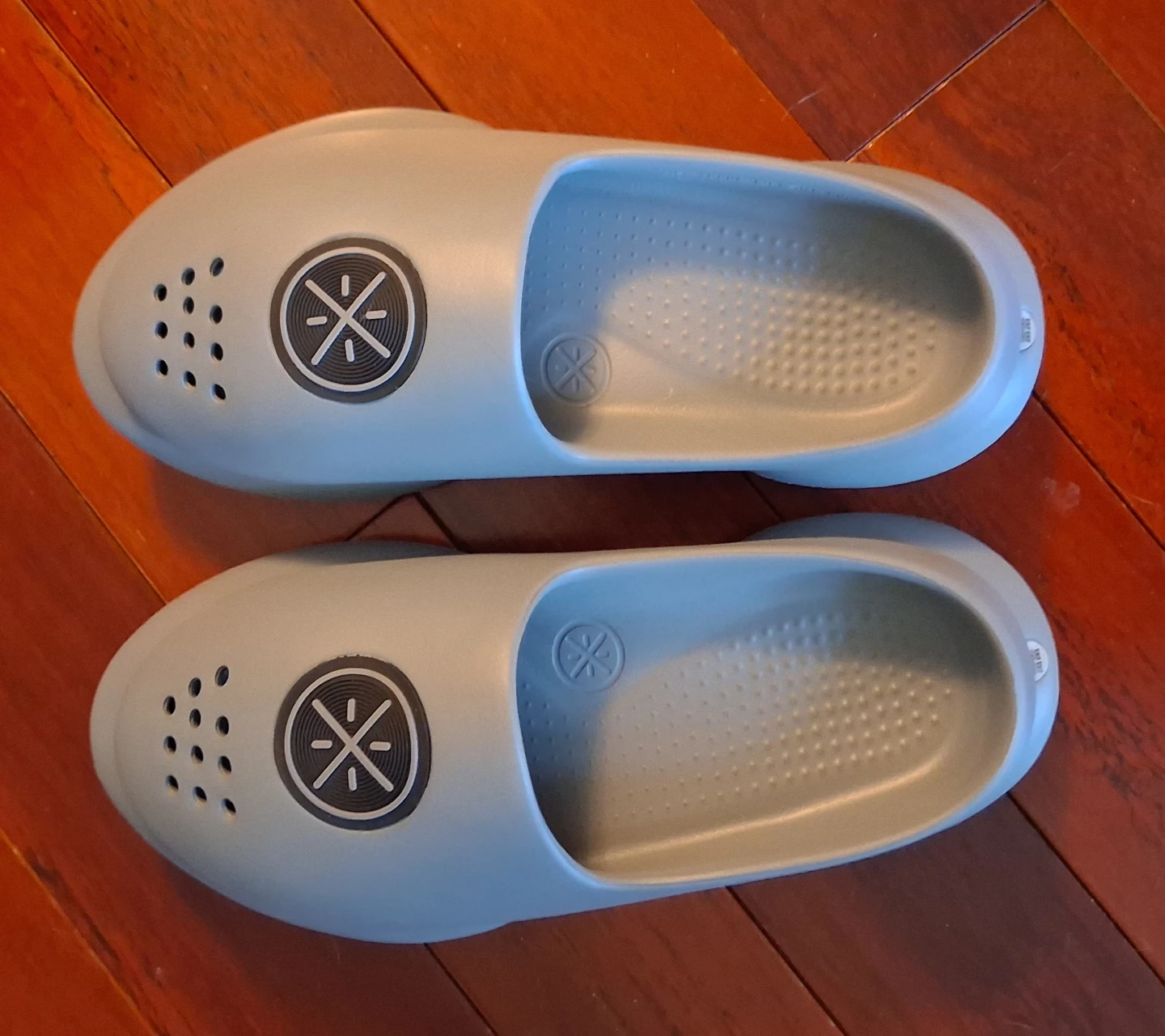 WADE Grey Slides - Size US Men 8 and Women's 10