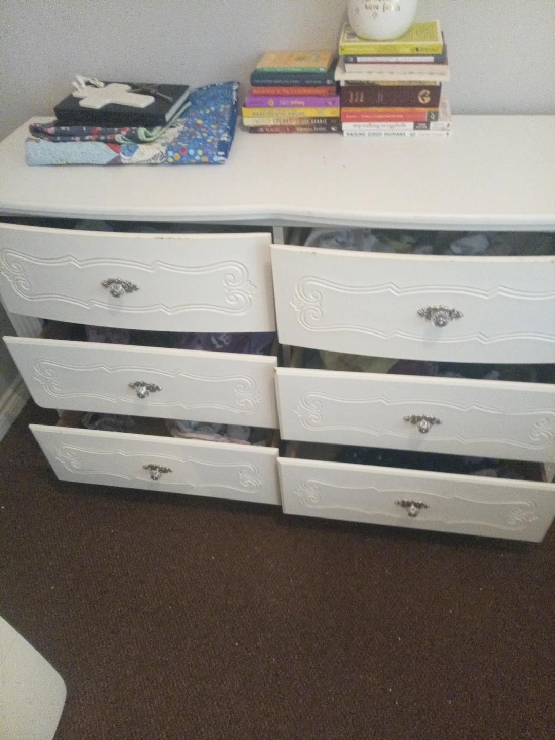 Like new 6 drawer dresser and big framed mirror ,separately - photo 2