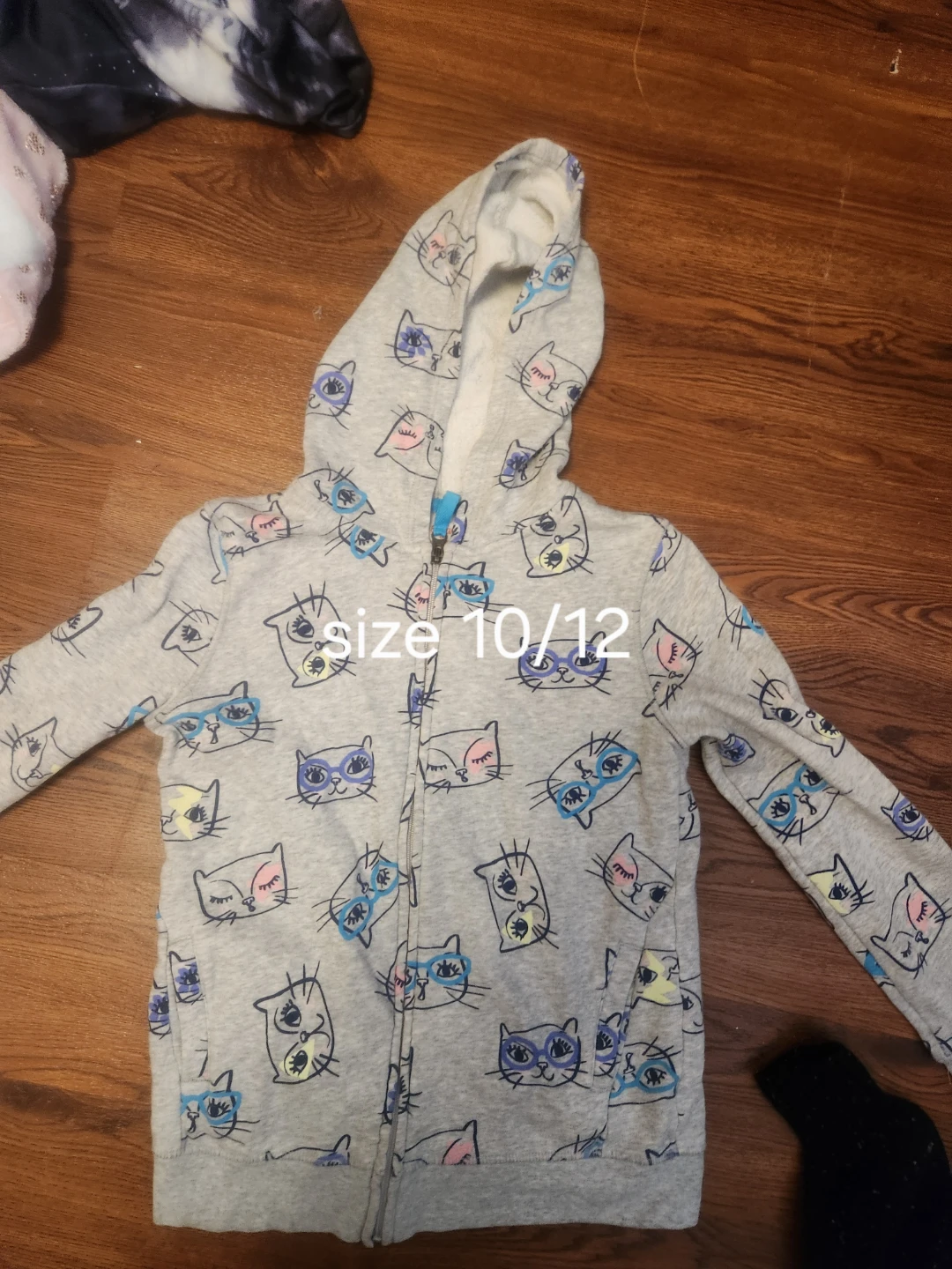 Clothing - photo 5