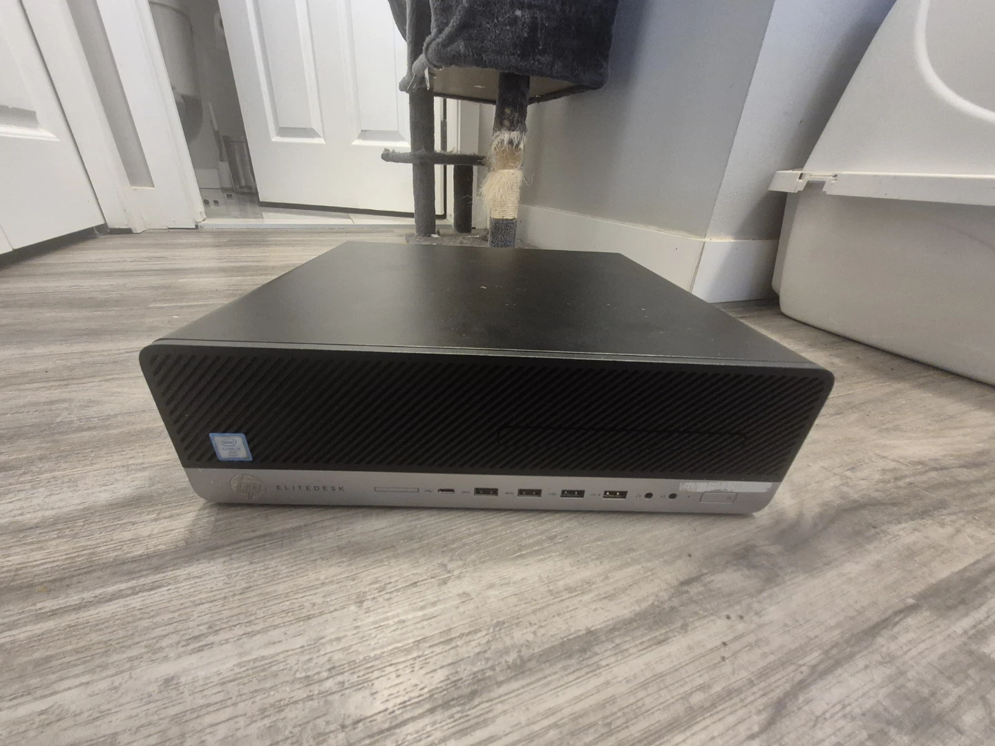 HP EliteDesk Desktop Computer