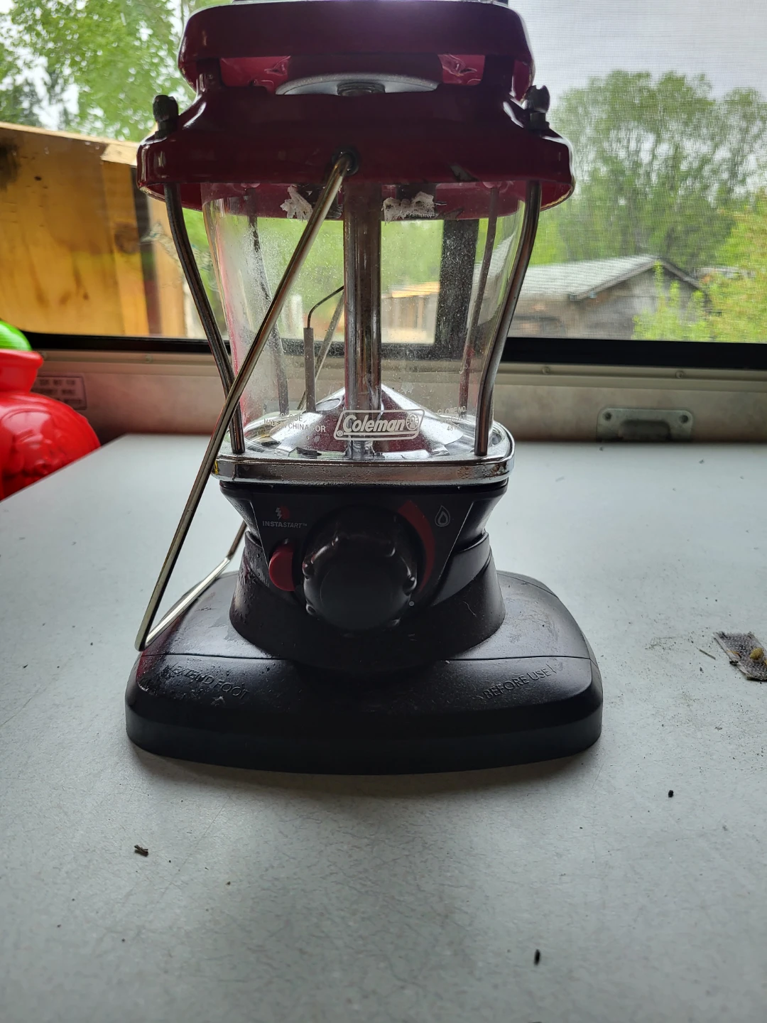 Coleman Propane Lantern with Carry Case - photo 4