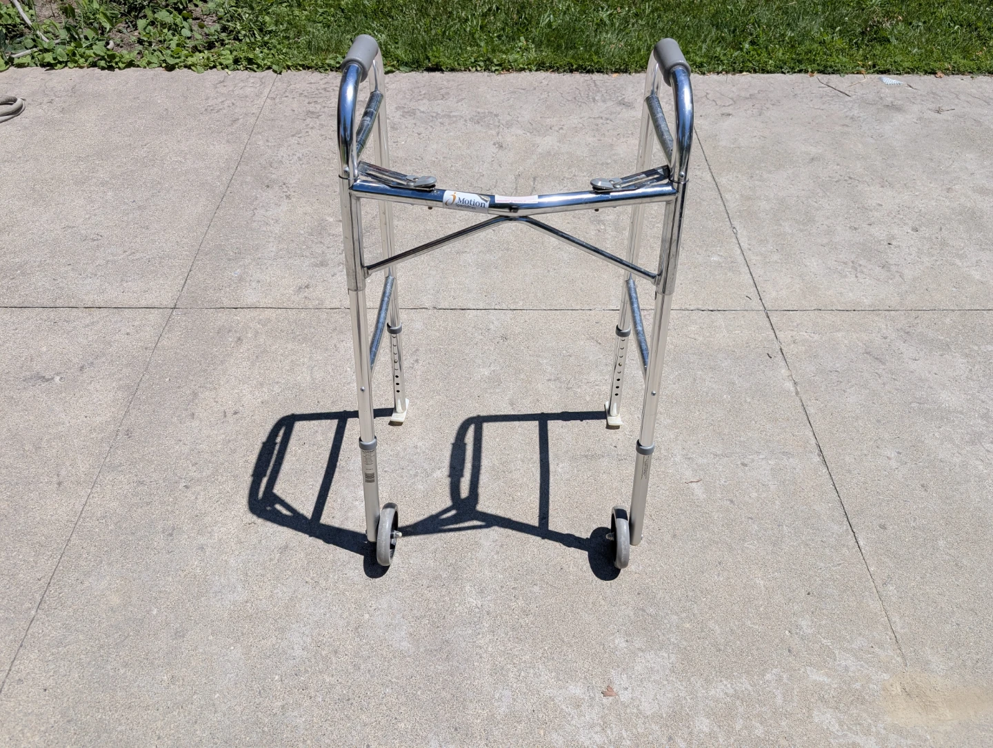 Medium Folding Walker with Wheels