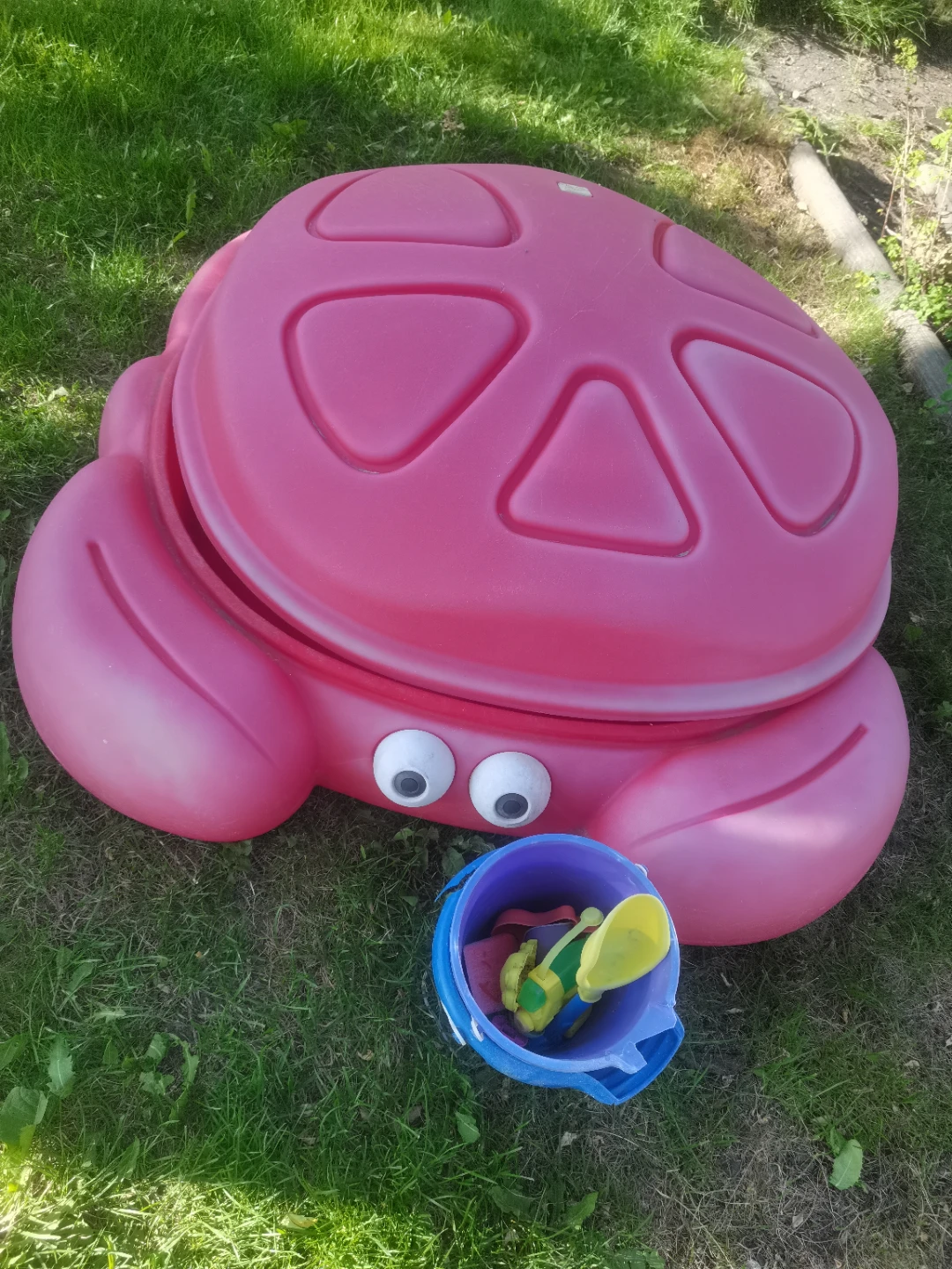 Little Tikes Crab Sandbox - photo 2
