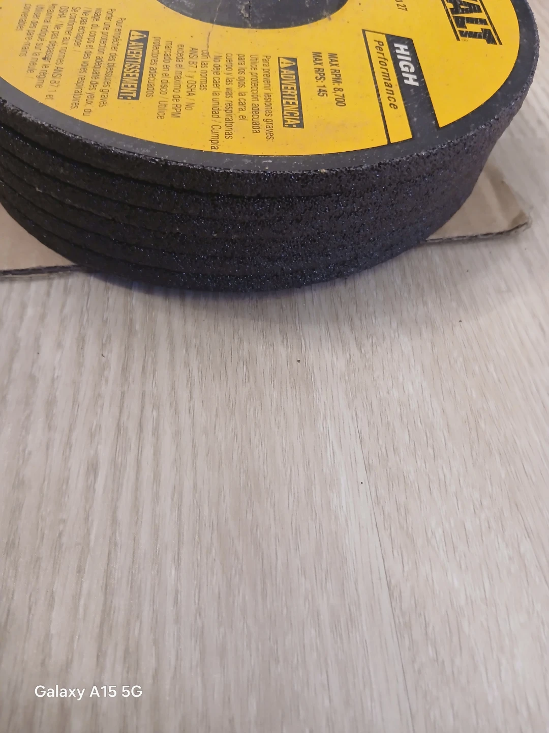 DeWalt DW4719 Metal Grinding Disc 7" x 1/4" x 7/8" - photo 3