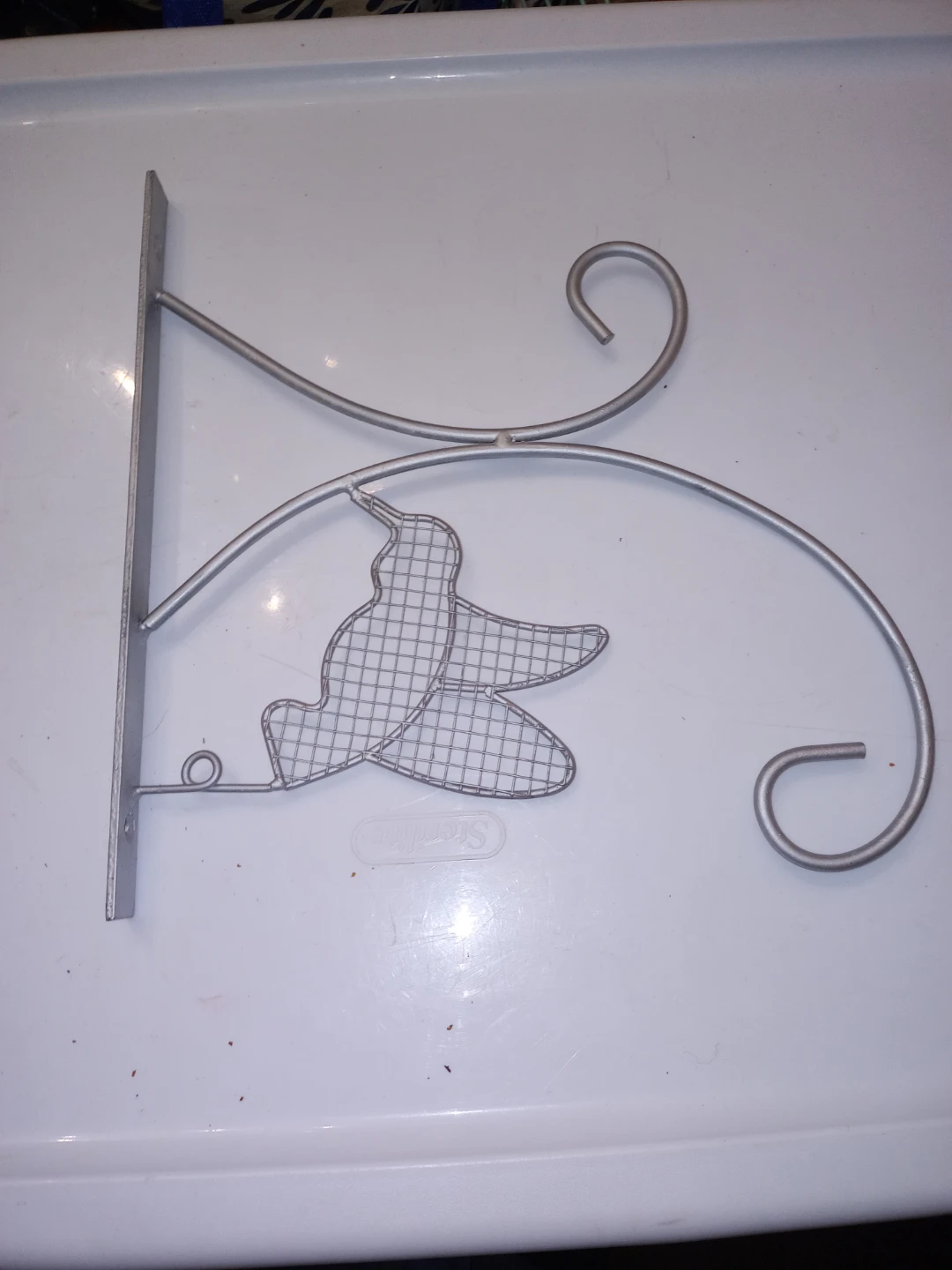 L- Bracket Hummingbird Feeder Holder