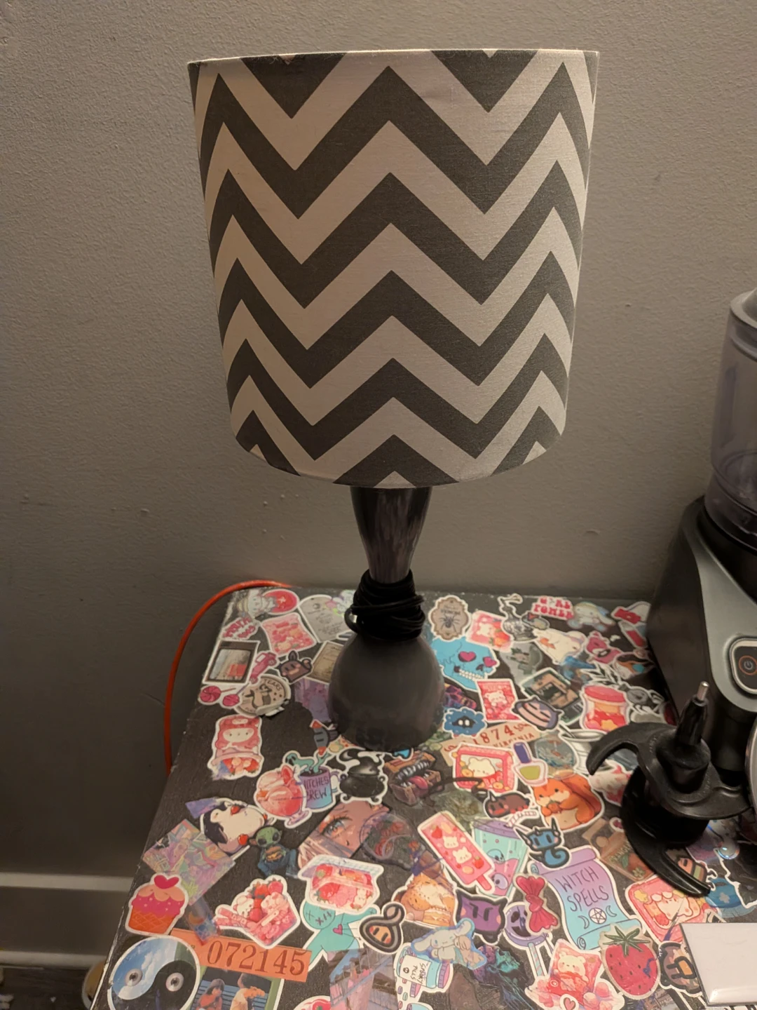 📣📣📣MOVING SALE📢📢📢Grey & White Repeating Chevrons Lamp