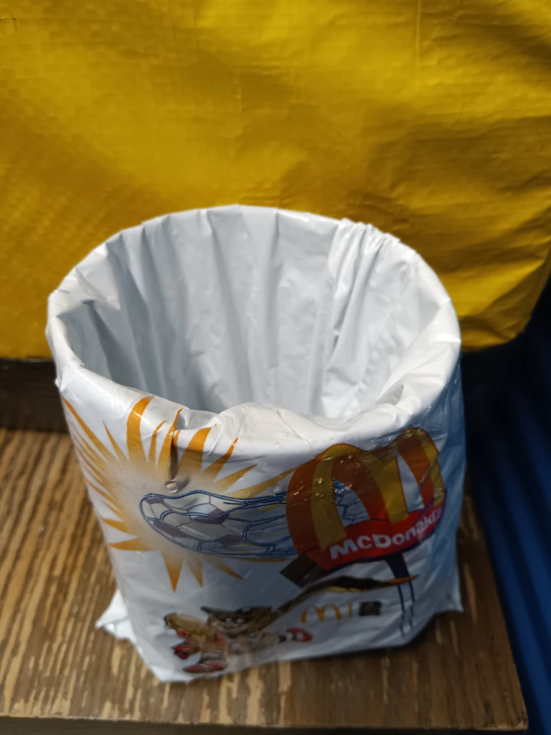 McDonald's plastic collectors cup - photo 2
