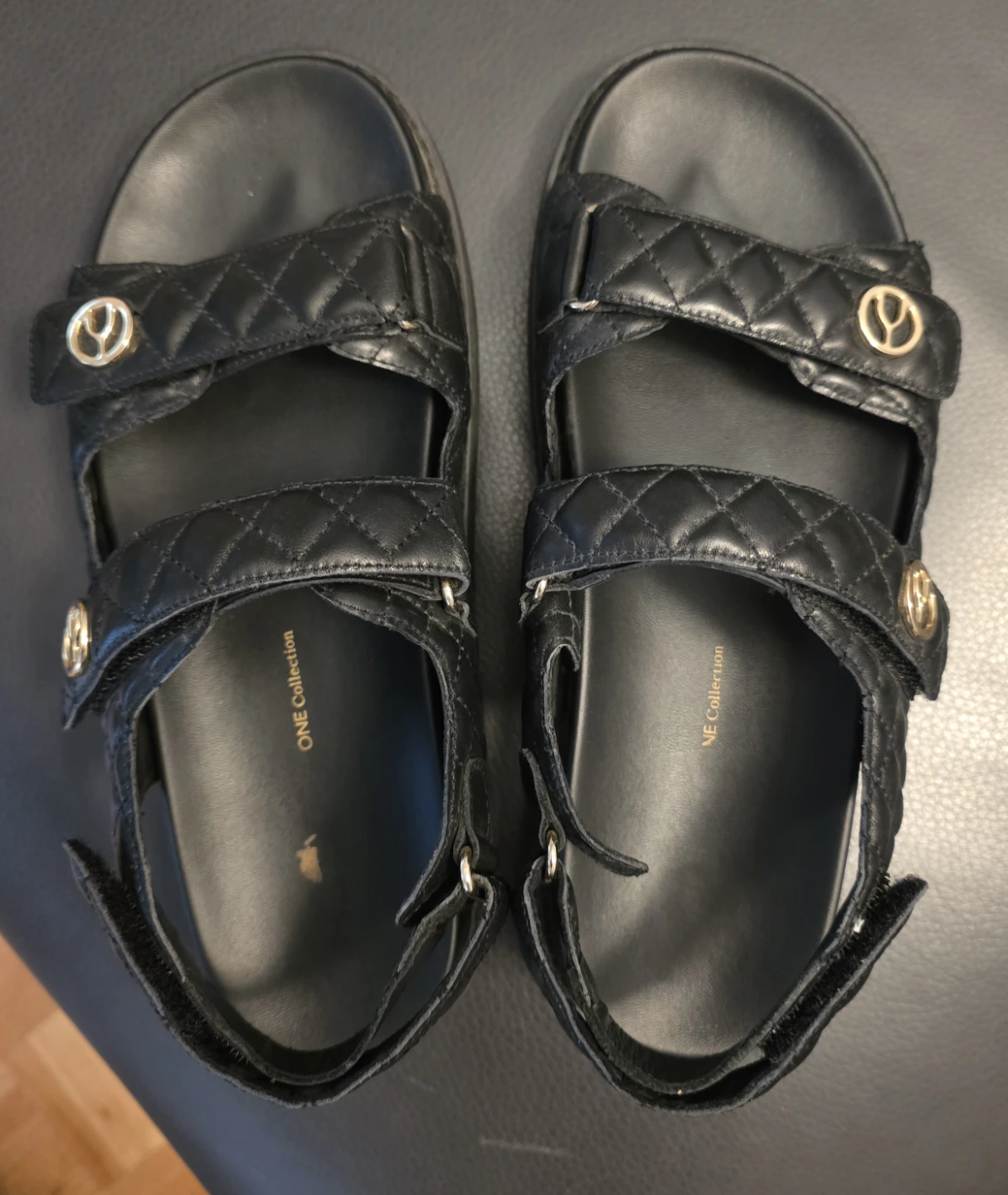 Wishbone Black Quilted Sandals - photo 2