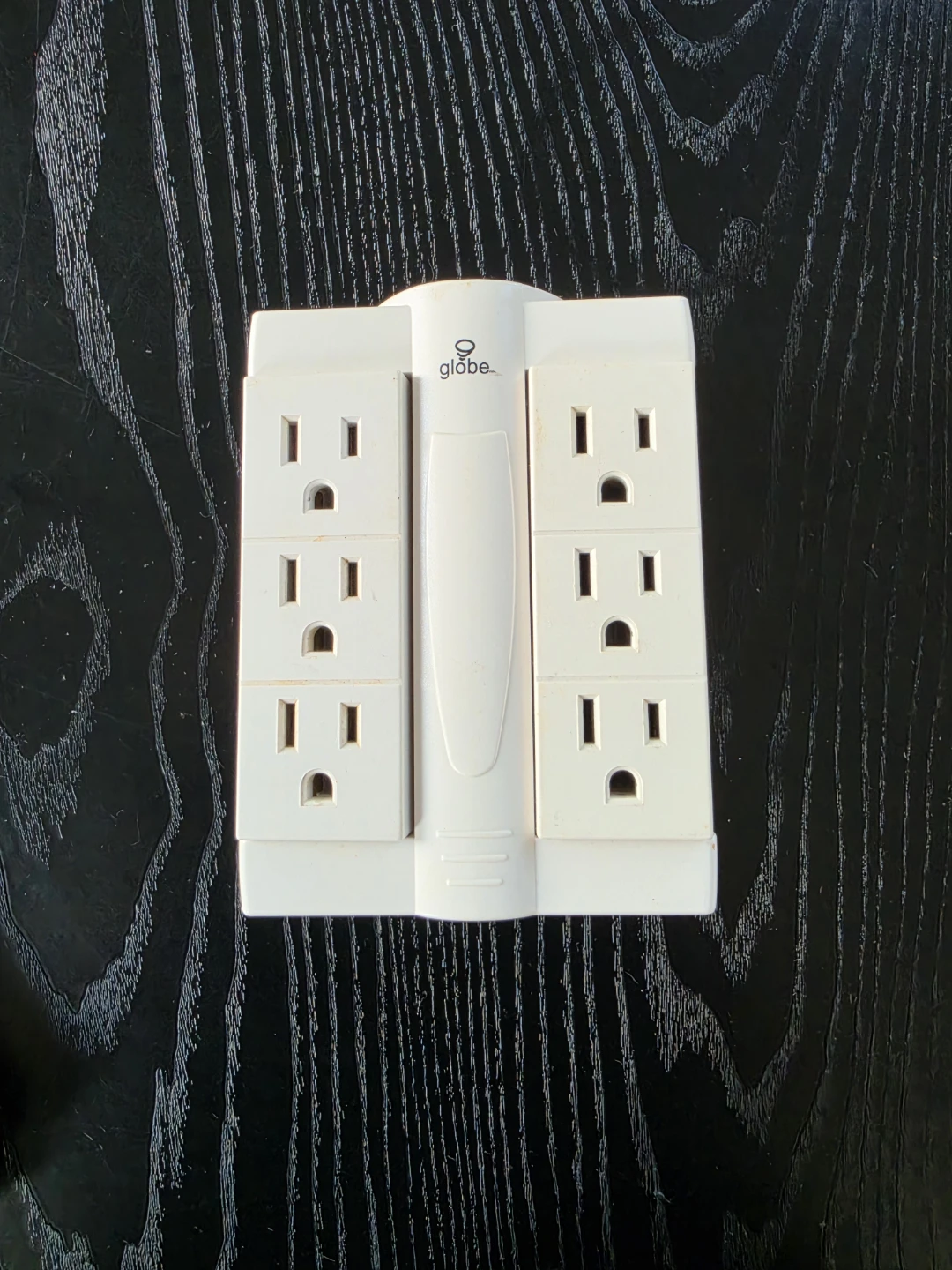 Outlet adapter surge protector rotating - photo 2