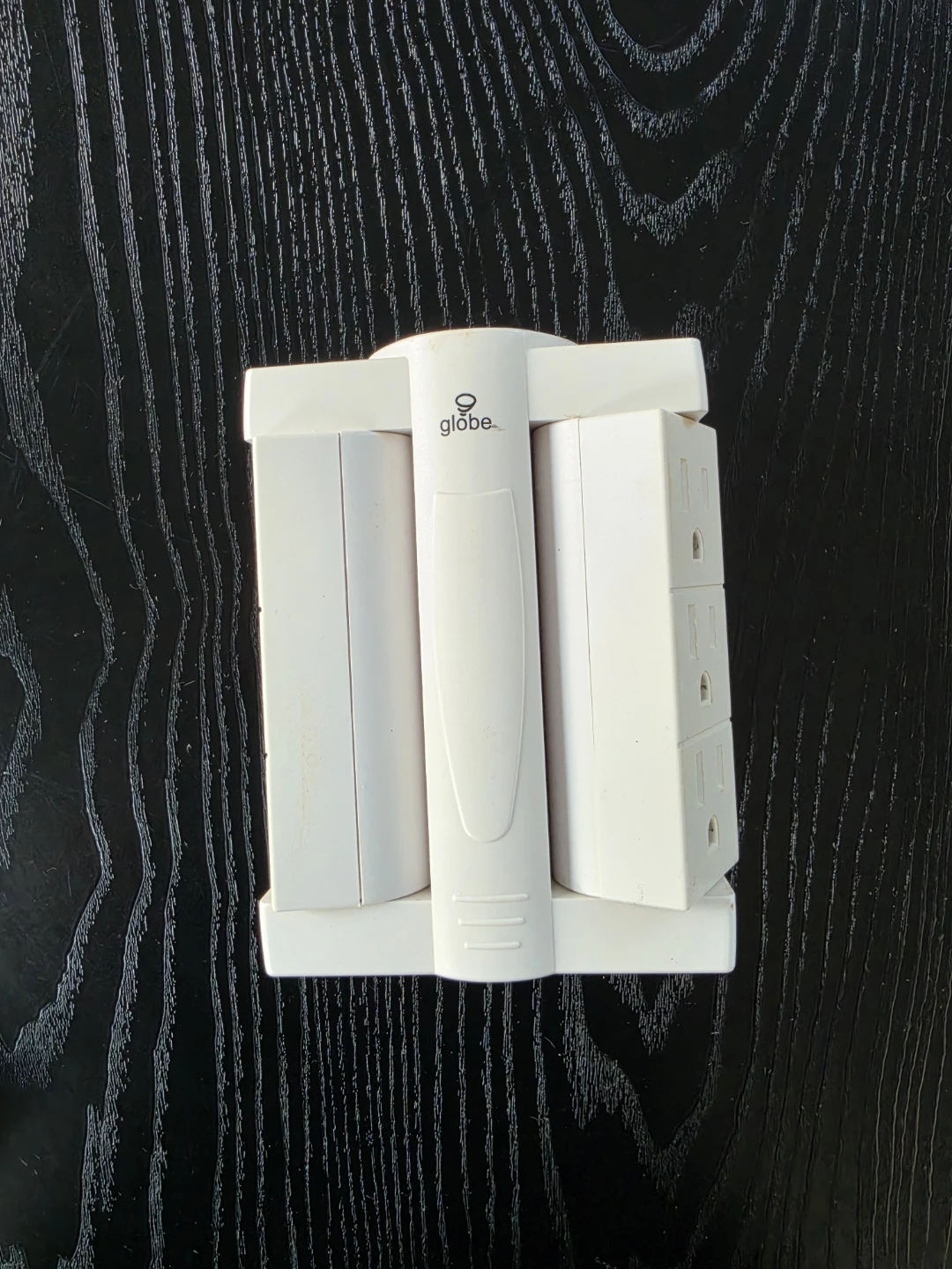 Outlet adapter surge protector rotating - photo 3