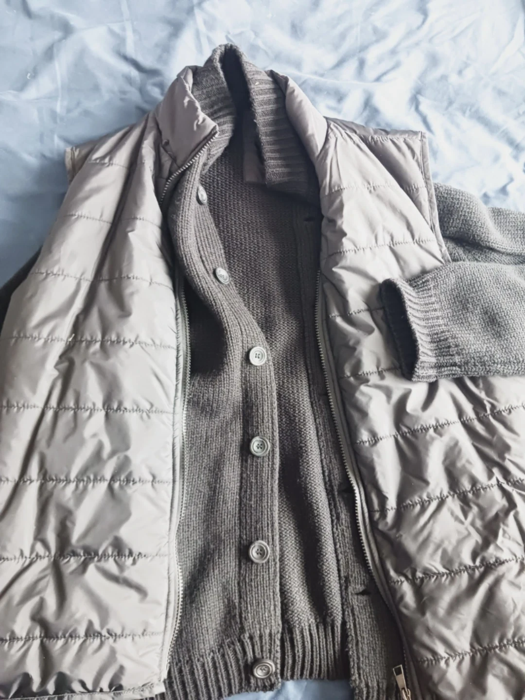 ⚽  LE CHÂTEAU puffer vest and cardigan set