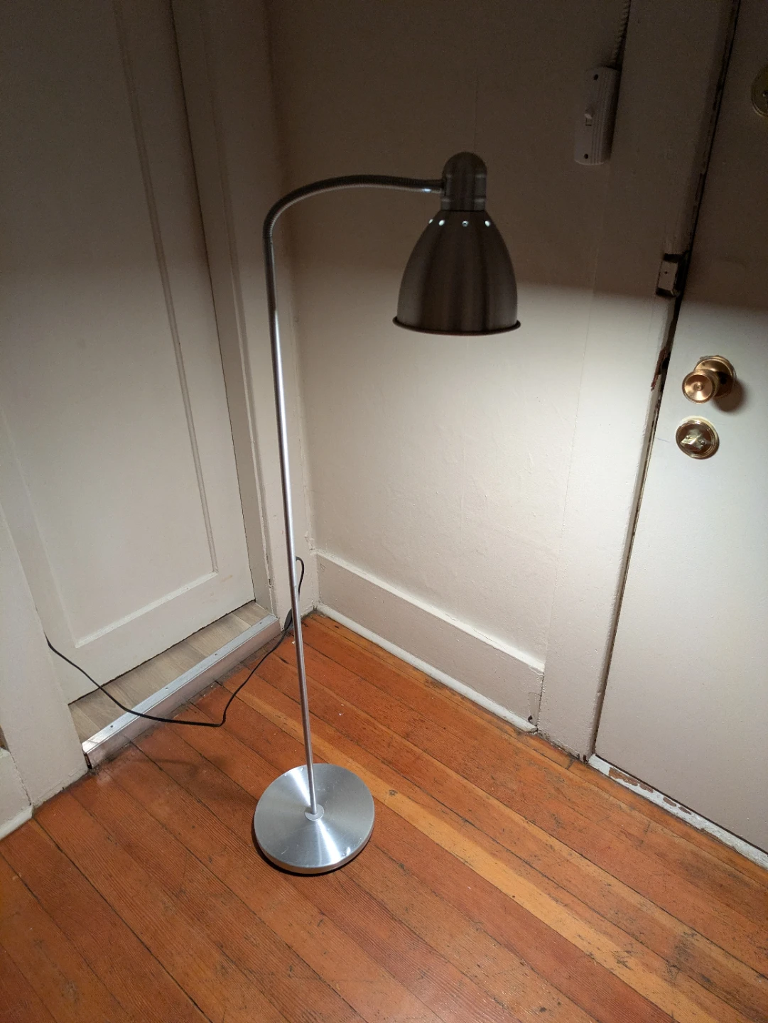 Adjustable Floor Lamp - Silver - photo 4
