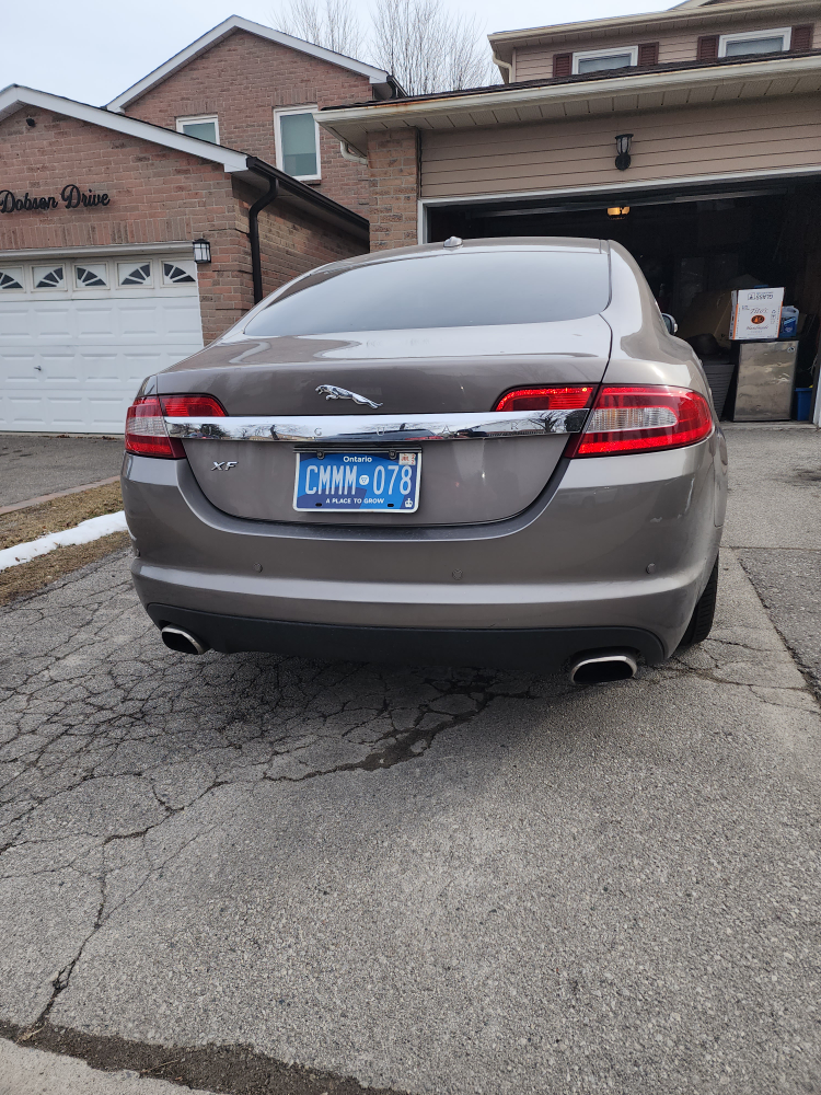 Jaguar XF Sedan - photo 4