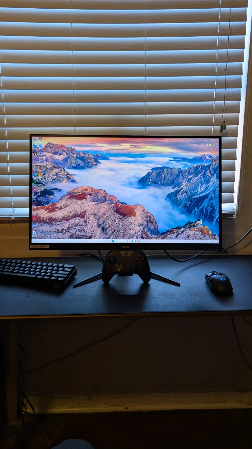 Complete 2K 180Hz Gaming Setup + Gifts - photo 2