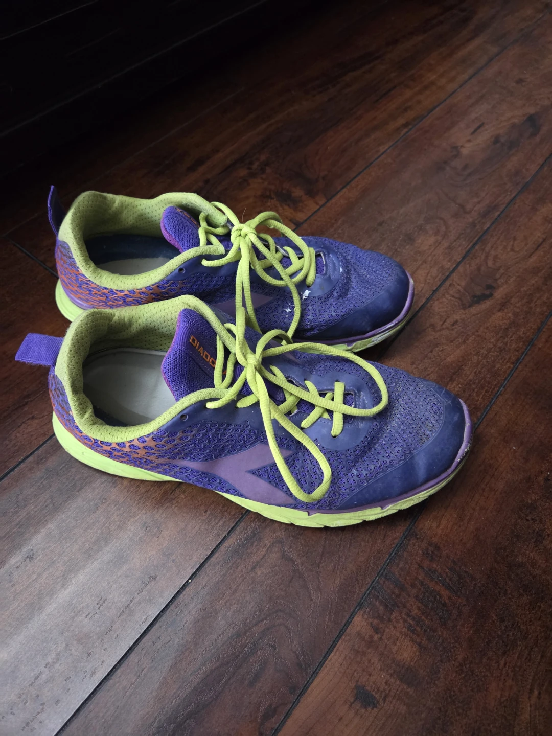 Size 10 ladies Diadora Purple Running Shoes - photo 2