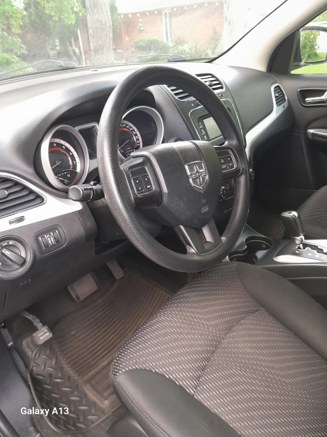 Car for sale 2012 dodge journey - photo 4